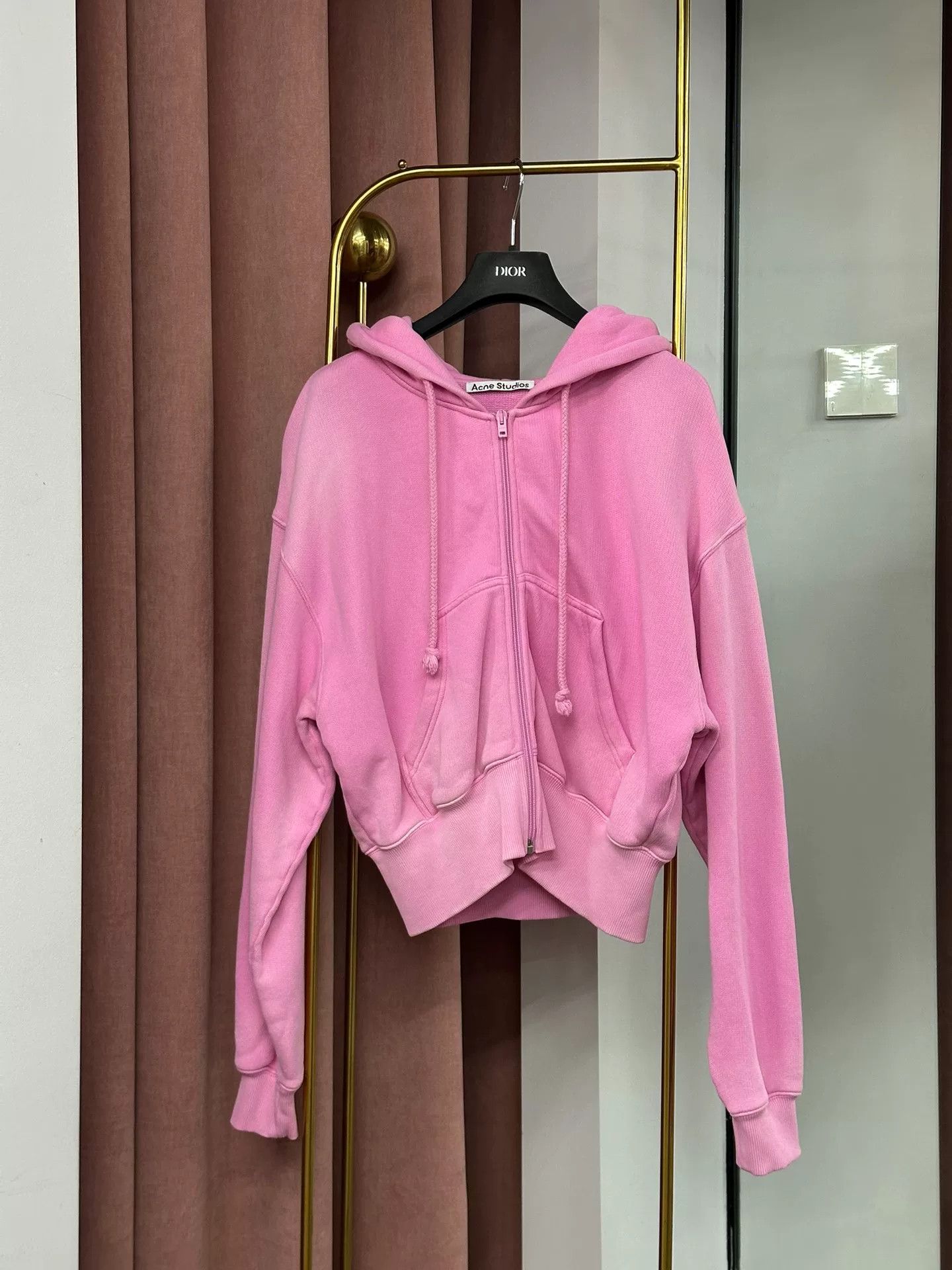 Acne Studios Acne Studios Pink Hoodie Long-Sleeve Size XXS / US 00 / IT 34 - 1 Thumbnail