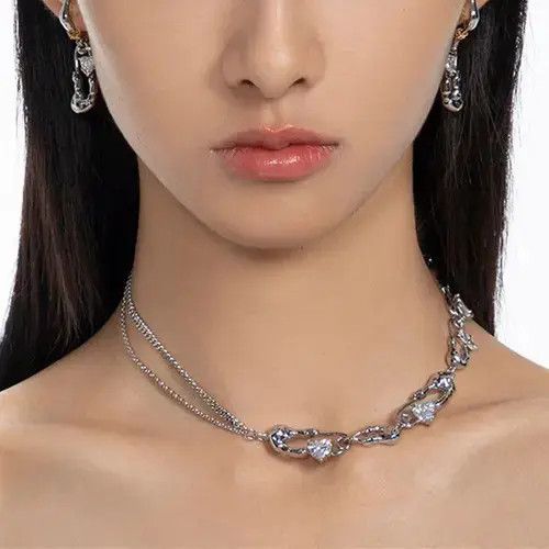Jewelry Pins Love Heart Crystal Chains Choker Necklaces Size ONE SIZE - 3 Thumbnail