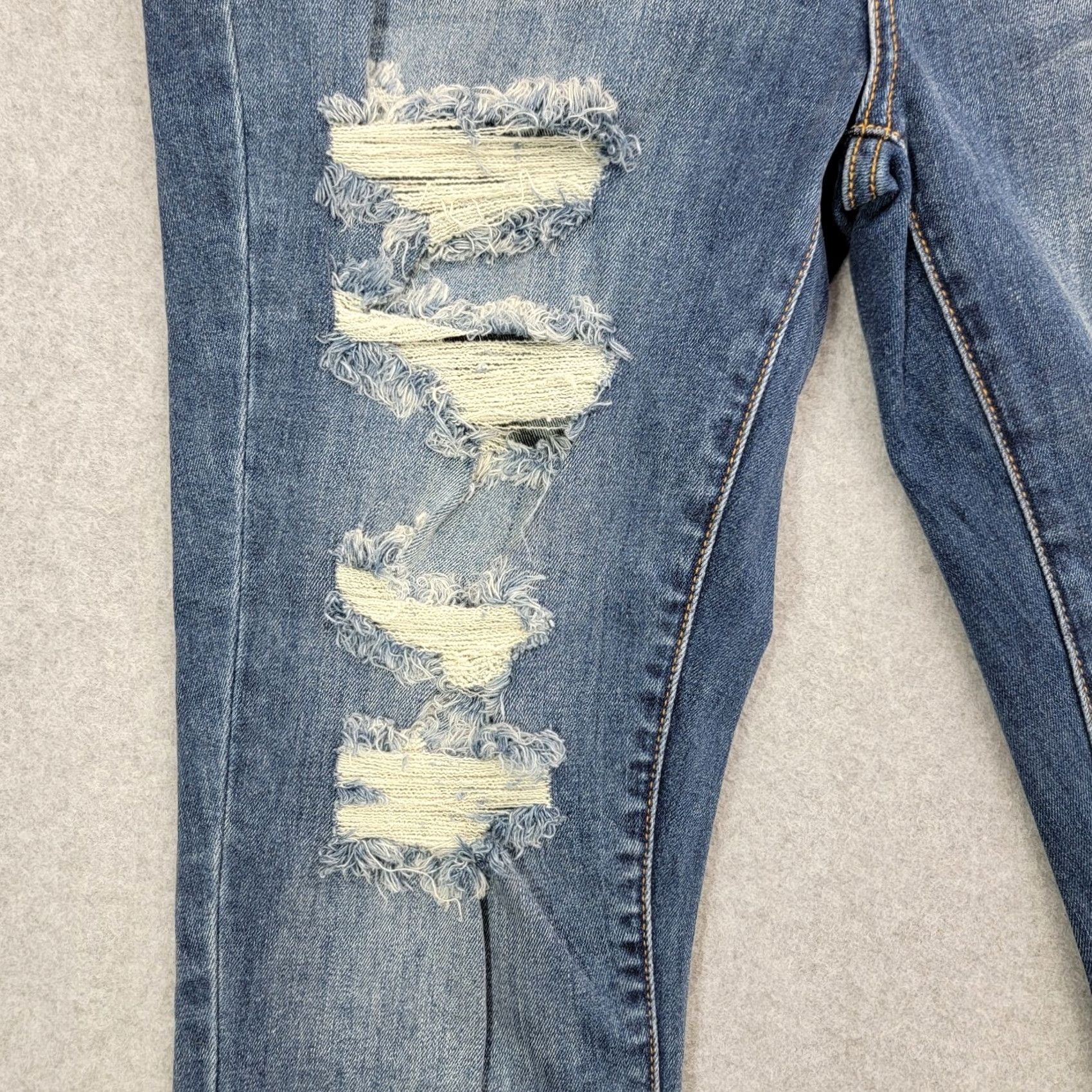 Vintage Judy Blue Jeans Womens 15/32 Dark Blue high Rise Distressed skinny fit NWT Jeans Size 36" / US 14 / IT 50 - 6 Thumbnail