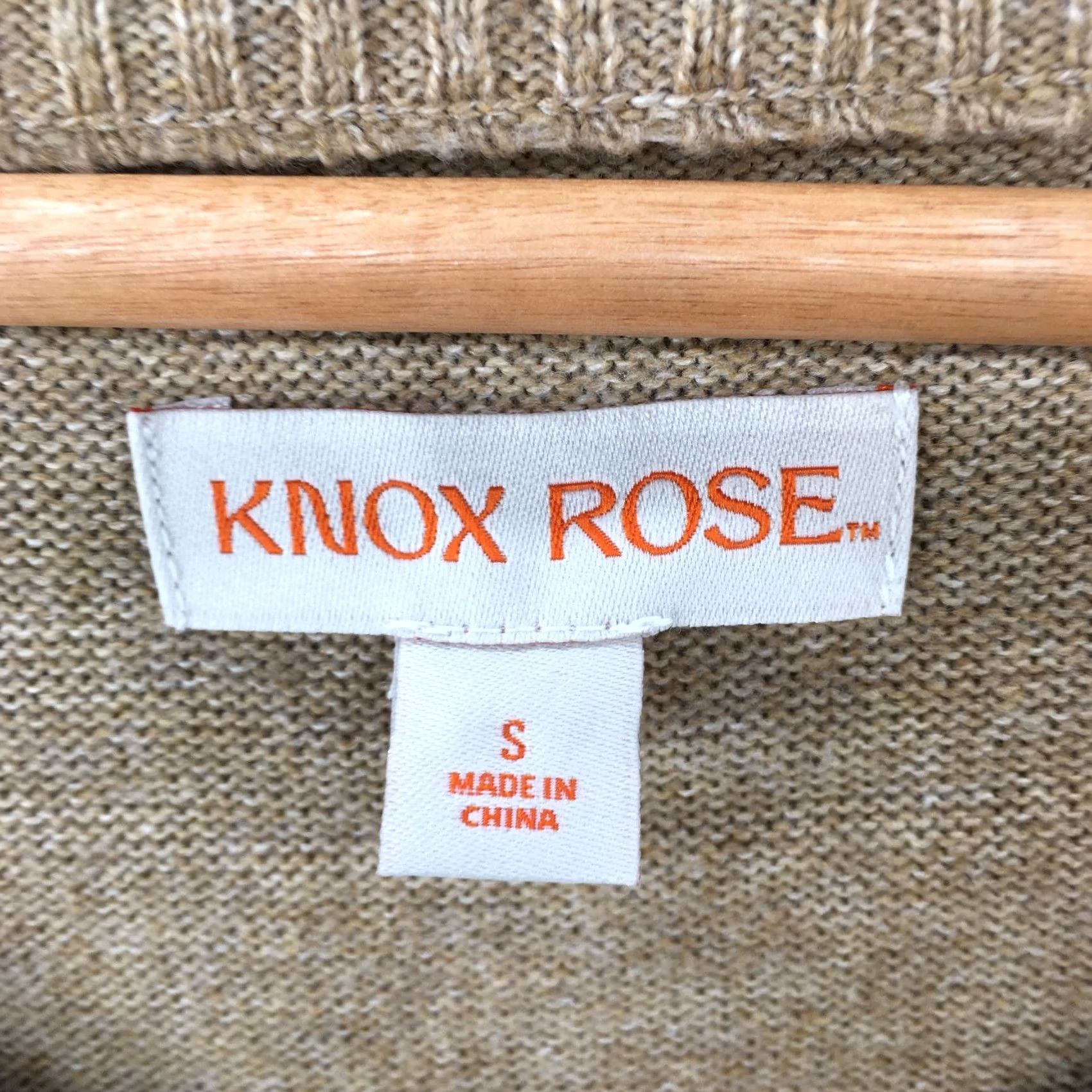 Vintage Knox Rose Vneck Sweater Womens S Beige Stars Polyester Long Sleeve Pullover Size S / US 4 / IT 40 - 6 Thumbnail