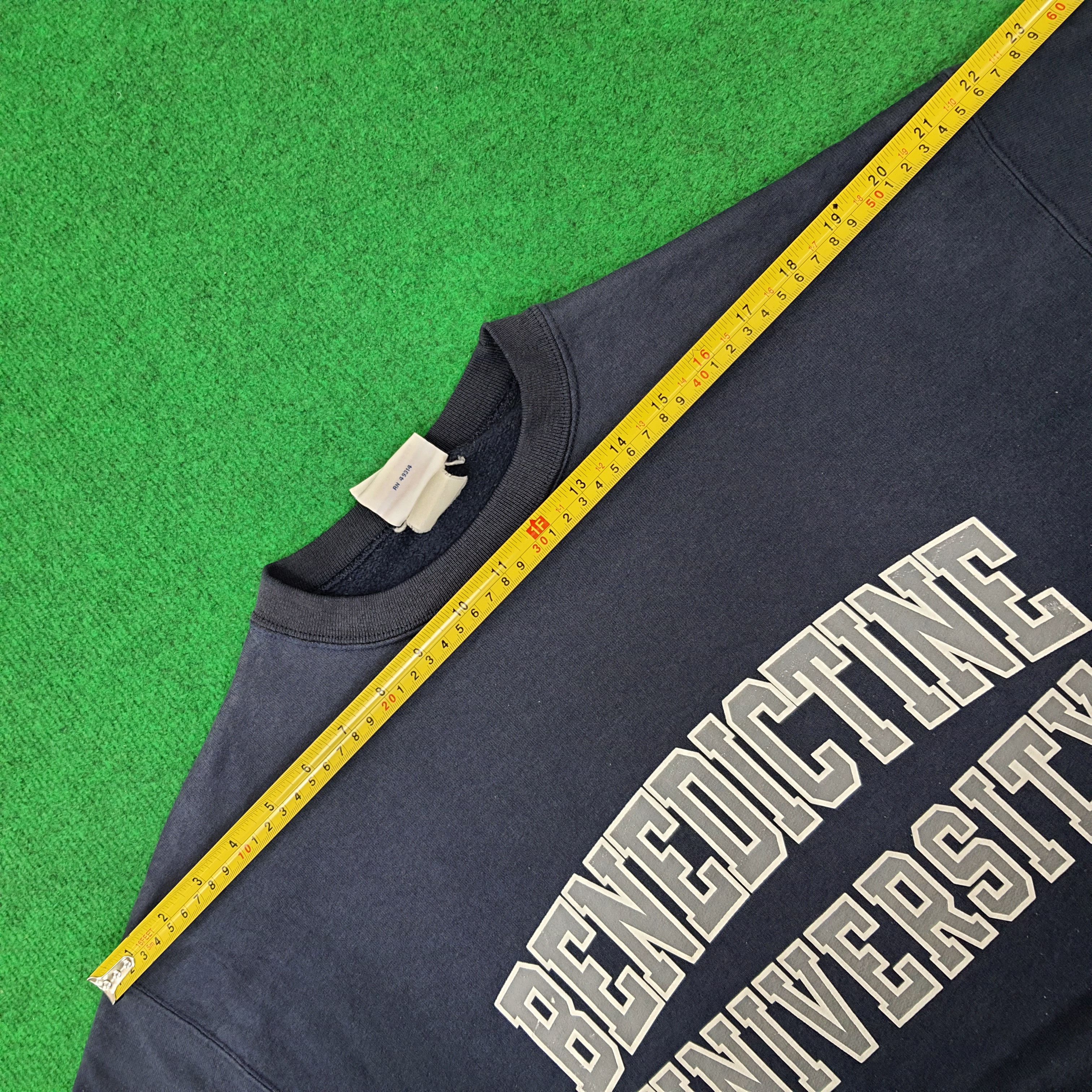 Champion Vintage Champion Benedictine University Sweatshirt C250N3 Size US L / EU 52-54 / 3 - 9 Thumbnail