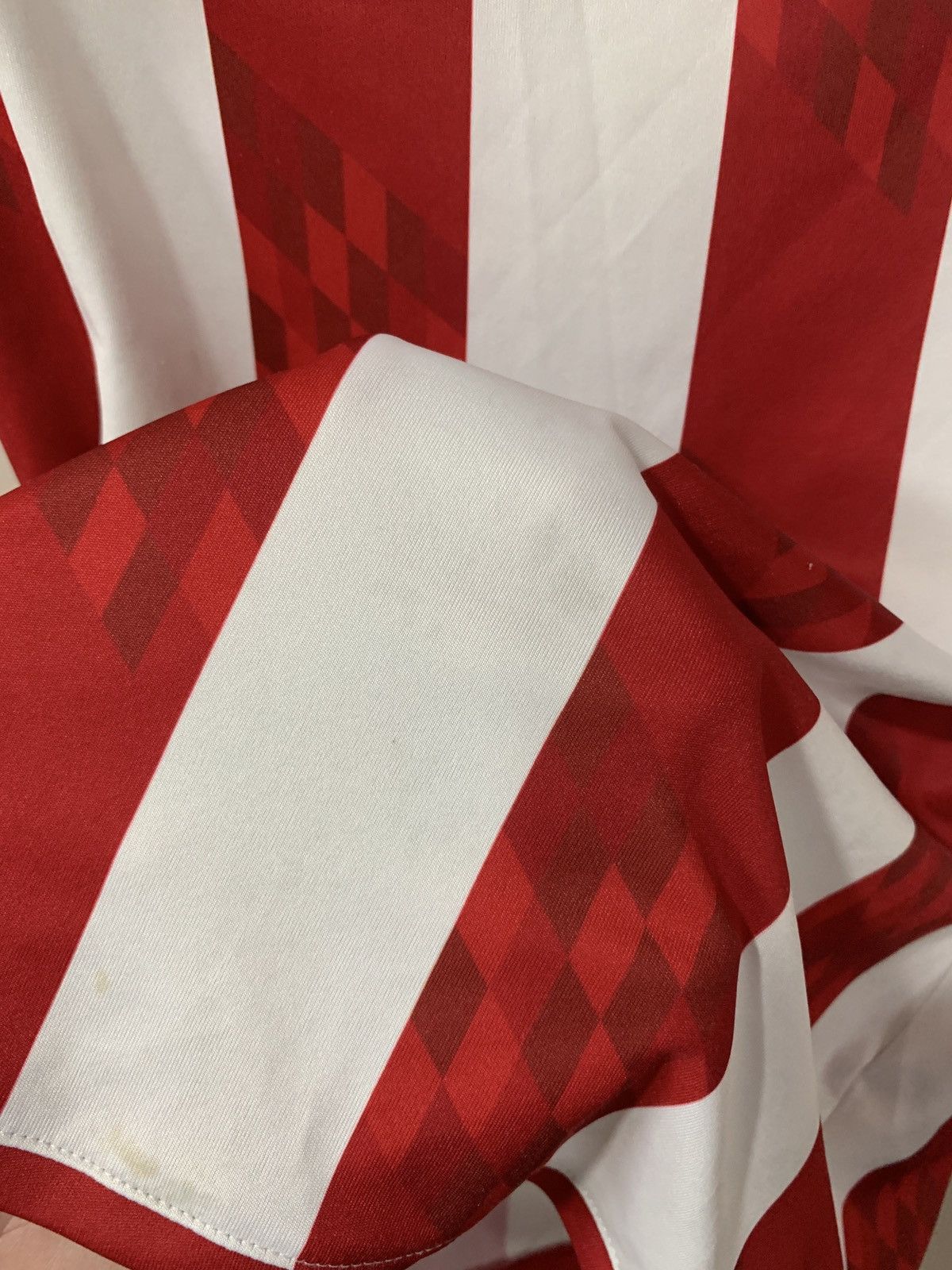 Hummel Aalborg BK 2017/18 Home Football Shirt Hummel Soccer Jersey Size US S / EU 44-46 / 1 - 6 Thumbnail