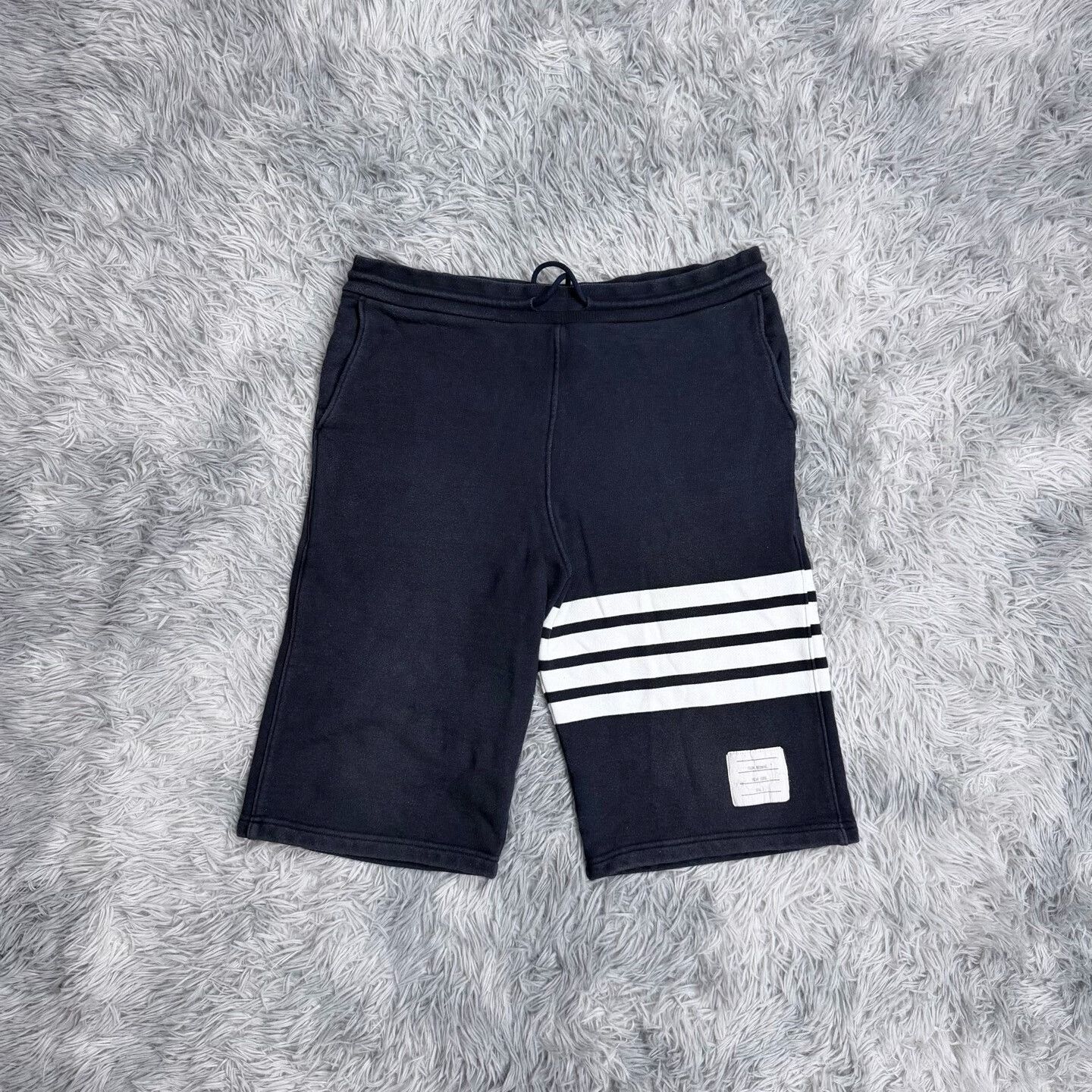Thom Browne Thom Browne Brown Shorts Designer Size US 32 / EU 48 - 1 Thumbnail
