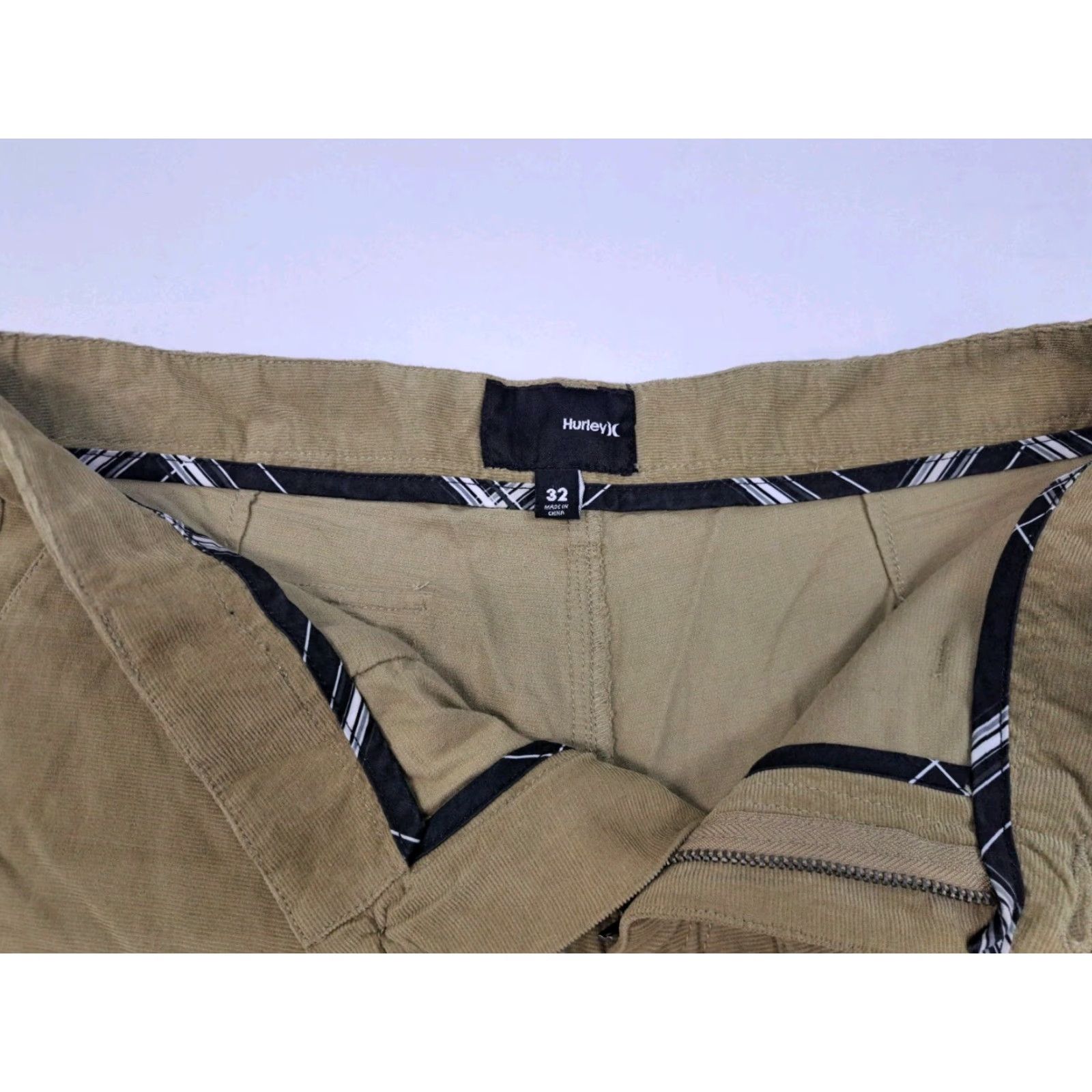 Hurley Hurley Corduroy Chino Walkshort Khaki Tan Mens Size 32 Inseam 9 Casual Beach Stretch Flat Front Zip Regular Pattern Solid 6707 Size US 32 / EU 48 - 6 Thumbnail