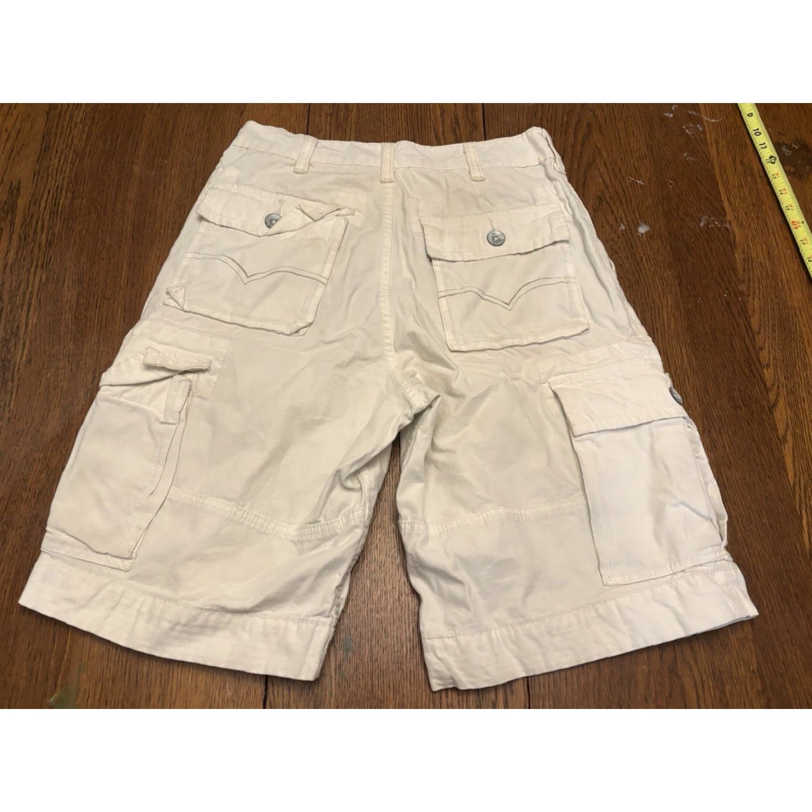 Levi's VINTAGE Levi's Cargo Shorts Mens 30 White Cotton Canvas 11in Inseam Relaxed Pockets Grunge Casual Summer 90s Y2K Baggy Utility Sc Size US 30 / EU 46 - 5 Thumbnail