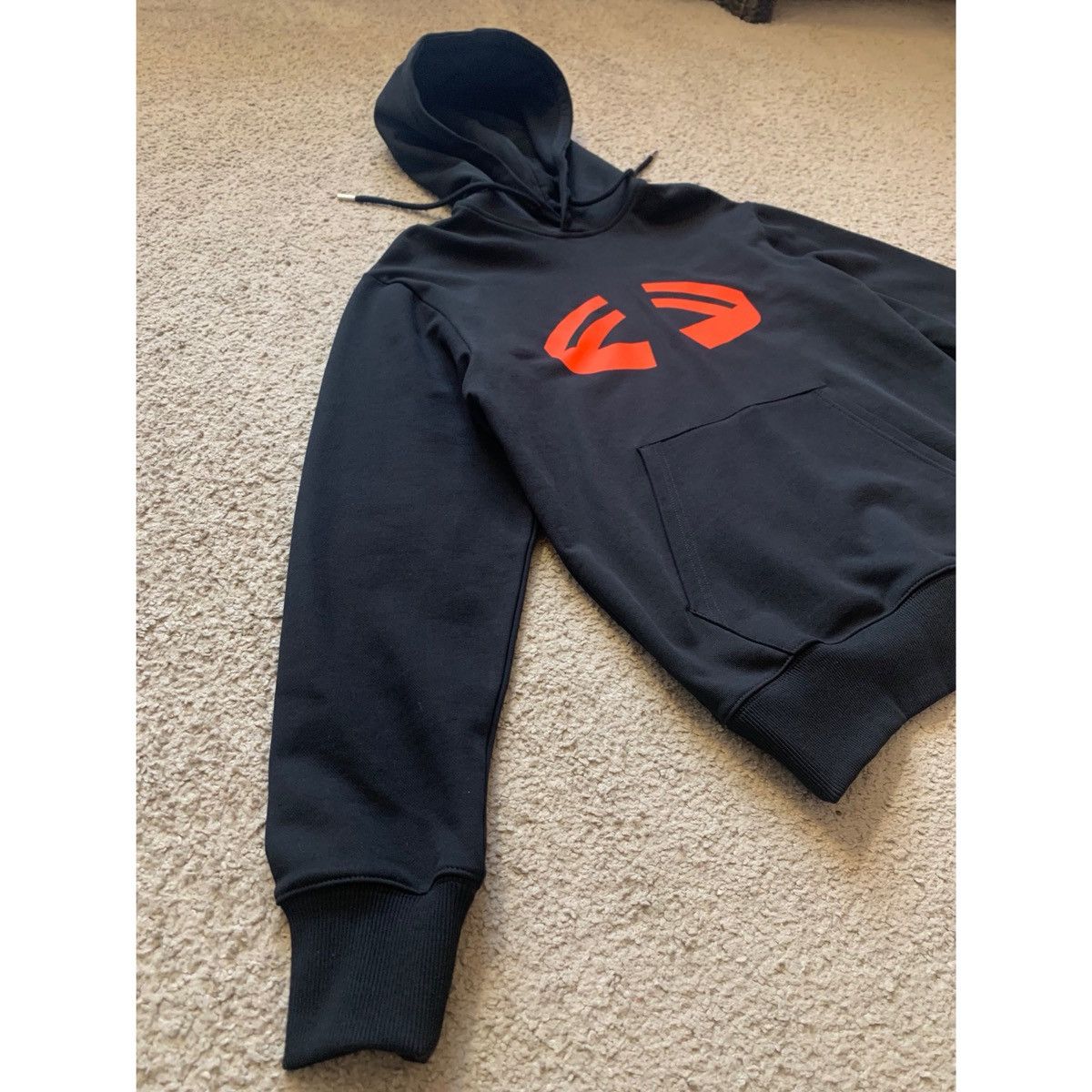 Helmut Lang HELMUT LANG LIMITED EDITION HALLOWEEN HOODIE Size US S / EU 44-46 / 1 - 13 Thumbnail