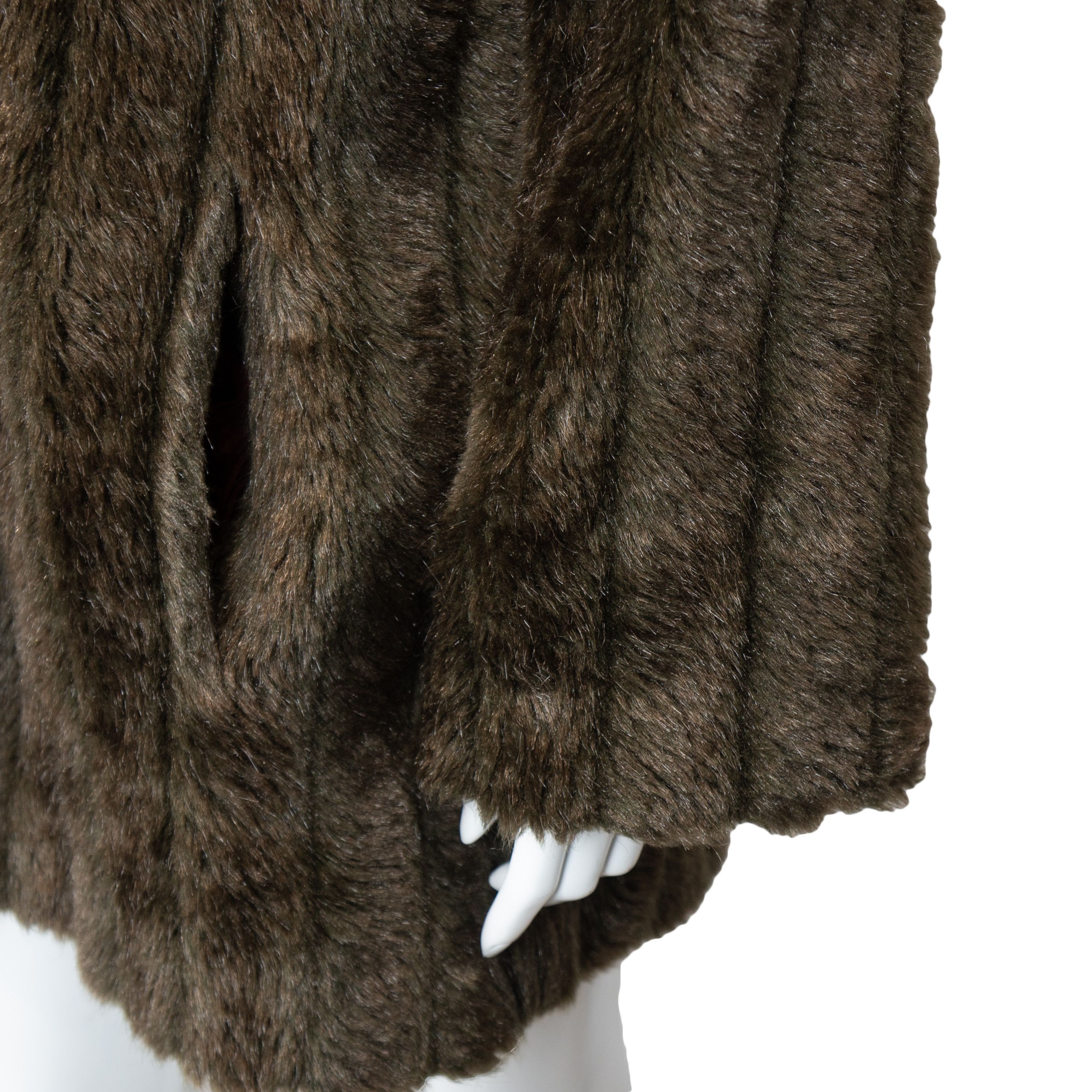 Versace VERSACE Jeans Couture Brown Fur Coat Vintage 90s 00s Size L / US 10 / IT 46 - 5 Thumbnail