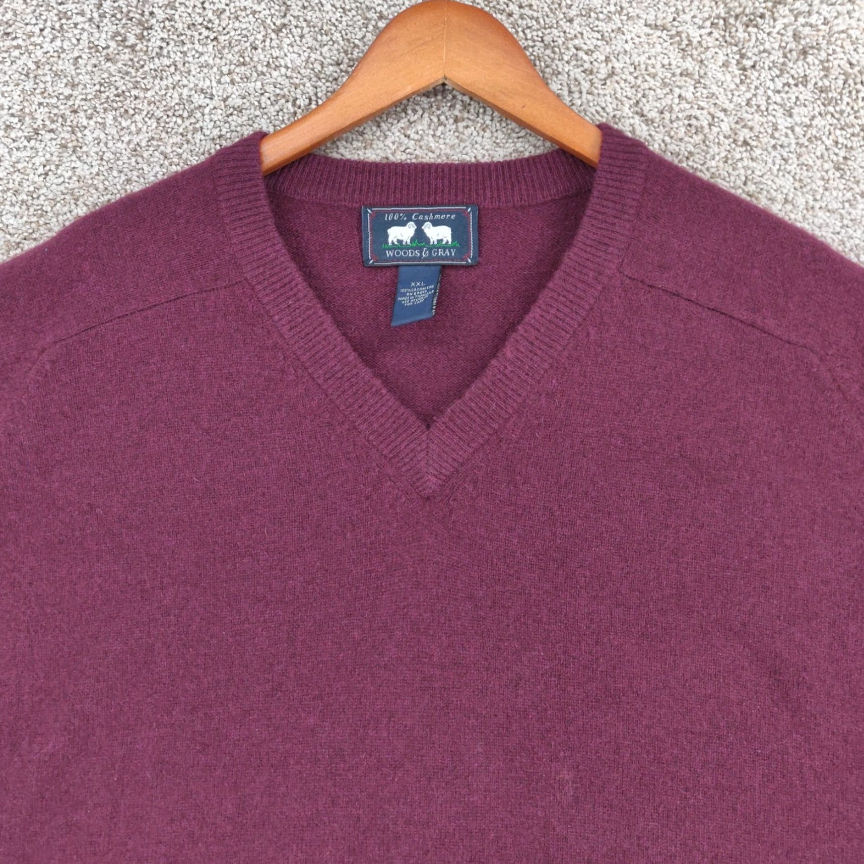 Vintage Woods & Gray Sweater Mens 2XL V Neck 100% Cashmere Pullover Red/Maroon Solid Knit All Seasons Casual Fashion" Size US XXL / EU 58 / 5 - 2 Thumbnail