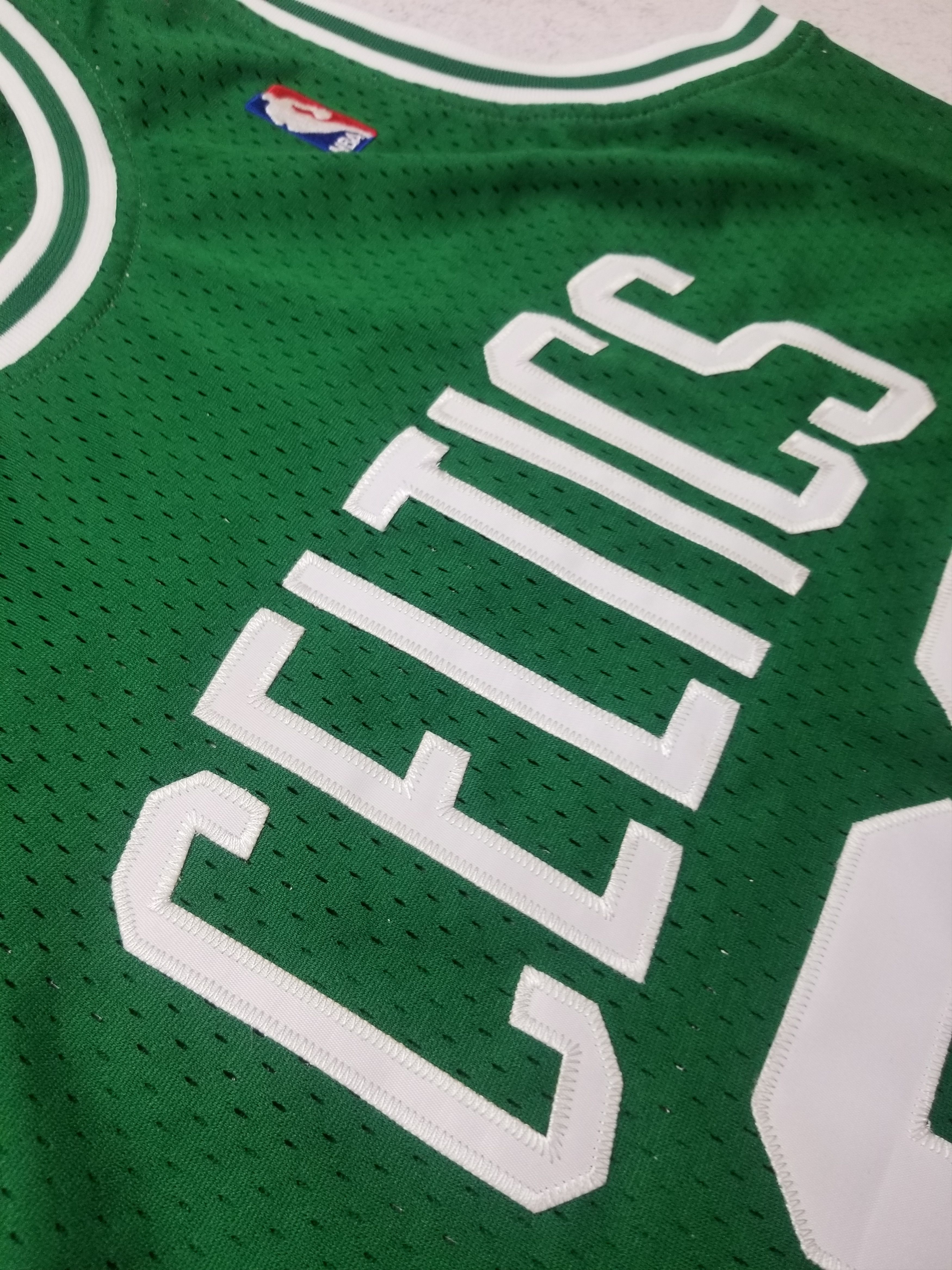 Adidas Boston Celtics Larry Bird #33 Hardwood Classics NBA Jersey Size US S / EU 44-46 / 1 - 9 Thumbnail