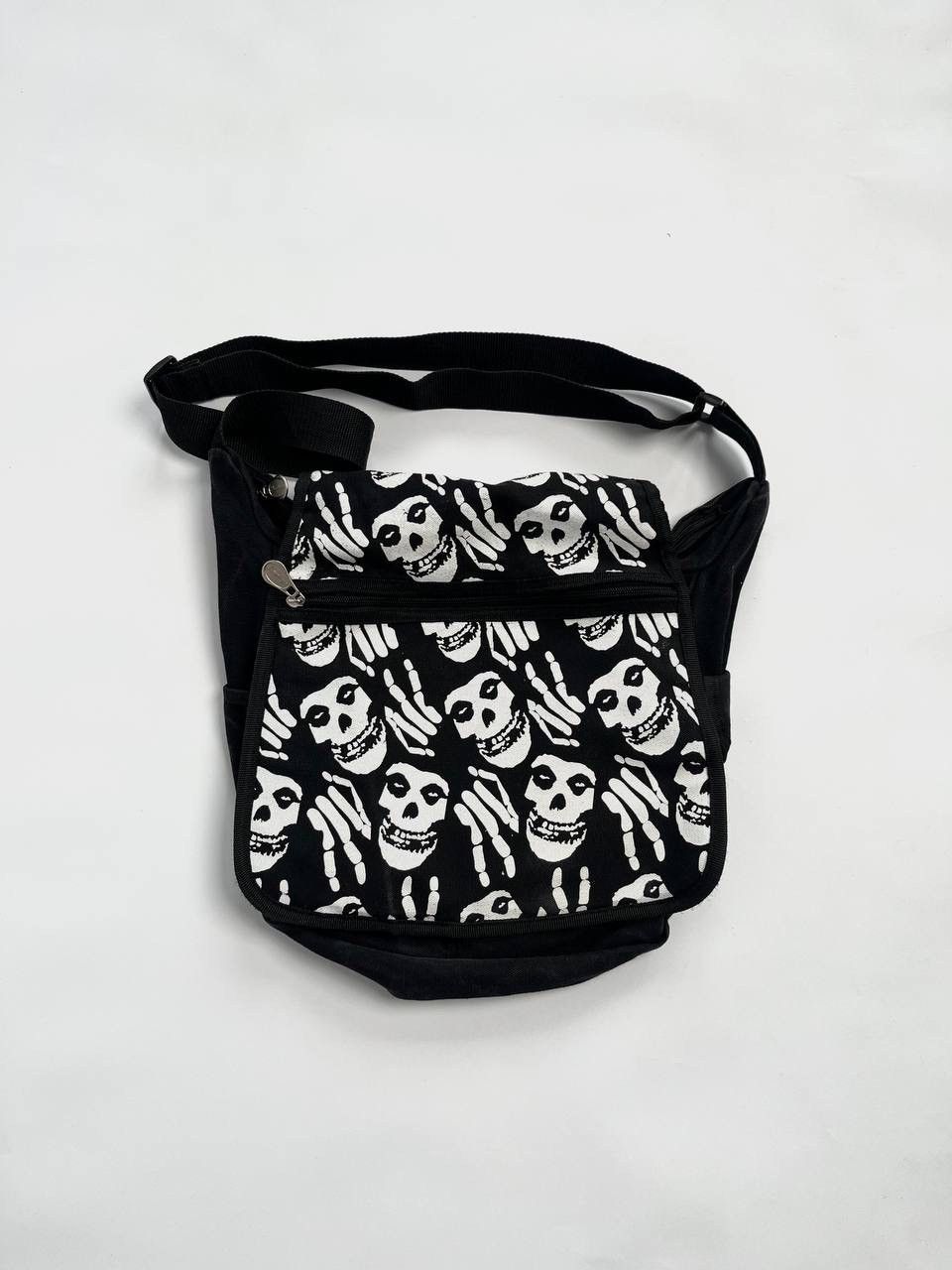 Misfits Vintage Misfits Band Monogram Black Shoulder Bag Size ONE SIZE - 1 Thumbnail