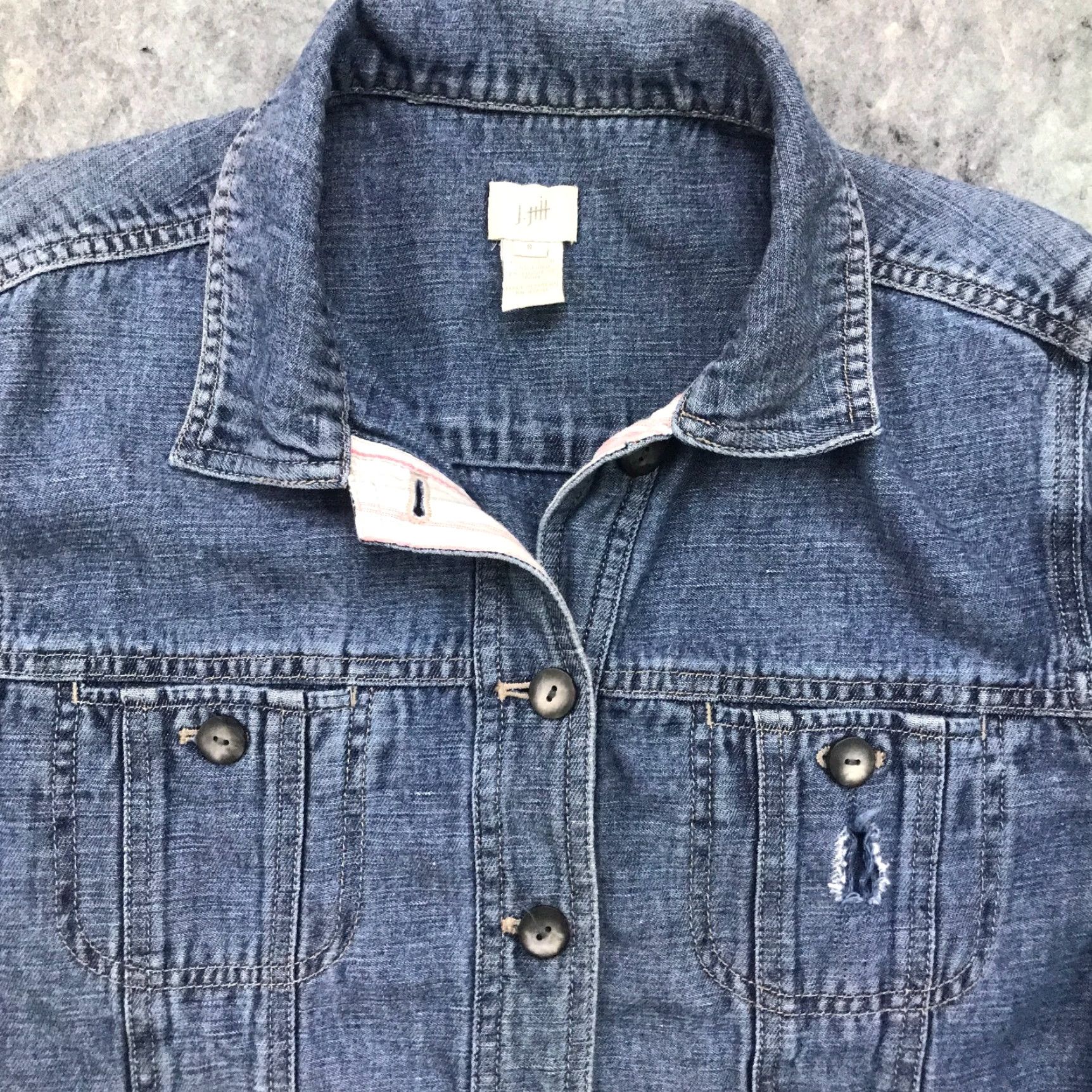 J. Jill VINTAGE J. Jill Denim Jacket Womens Small Blue Distressed Button Down Classic Long Sleeve Size 28" / US 6 / IT 42 - 3 Thumbnail