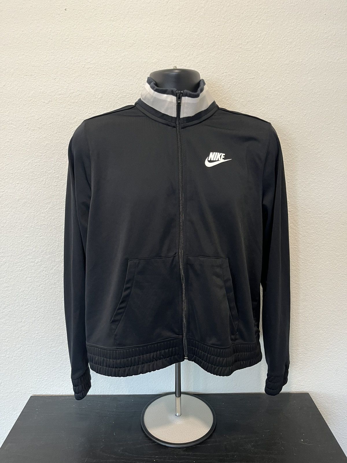Nike Nike zip up sweatshirt Size US M / EU 48-50 / 2 - 1 Thumbnail