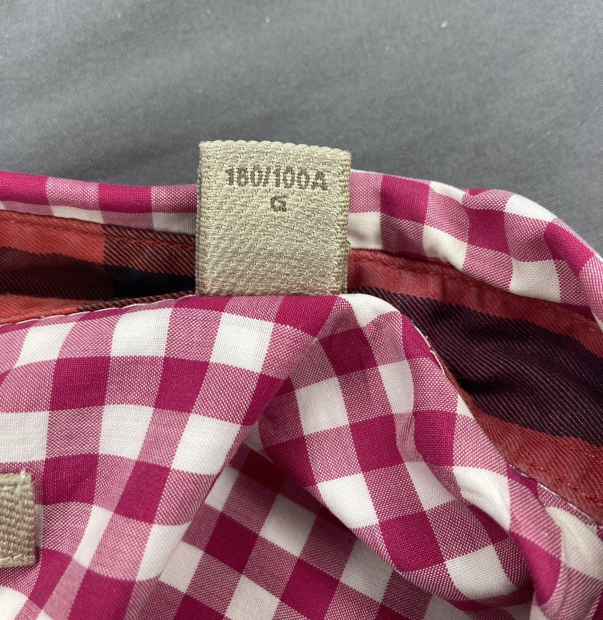 Burberry Burberry Brit Red Plaid Long Sleeve Button Up Size Large Size US L / EU 52-54 / 3 - 4 Thumbnail
