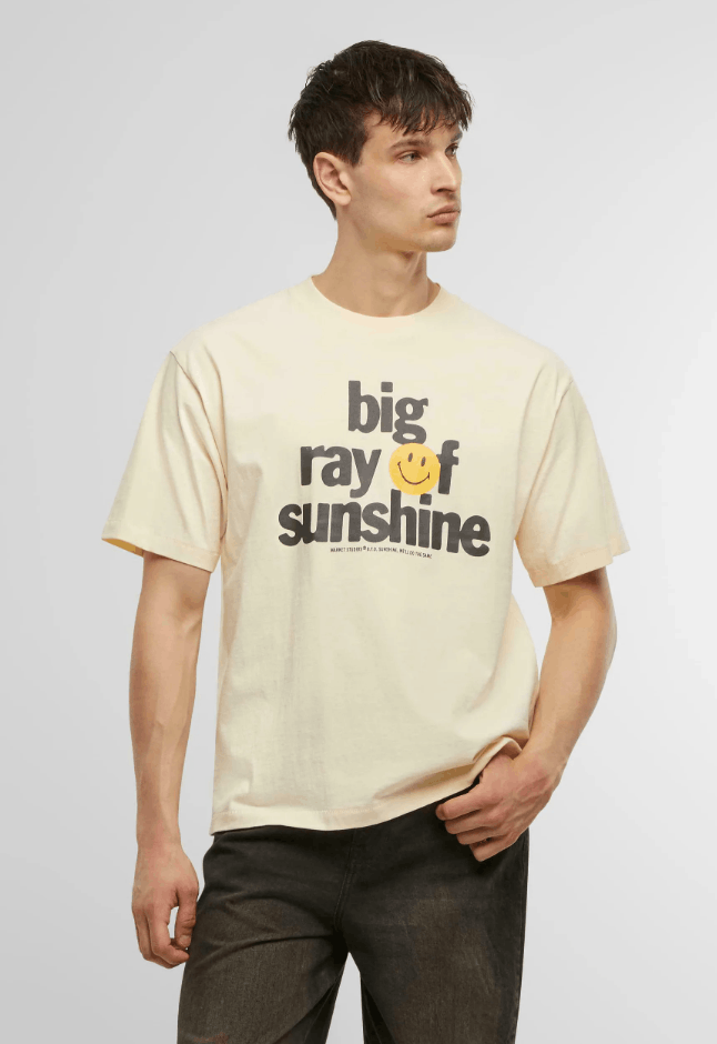 Market BNWT SS25 MARKET SMILEY SUNSHINE TSHIRT M Size US M / EU 48-50 / 2 - 12 Thumbnail