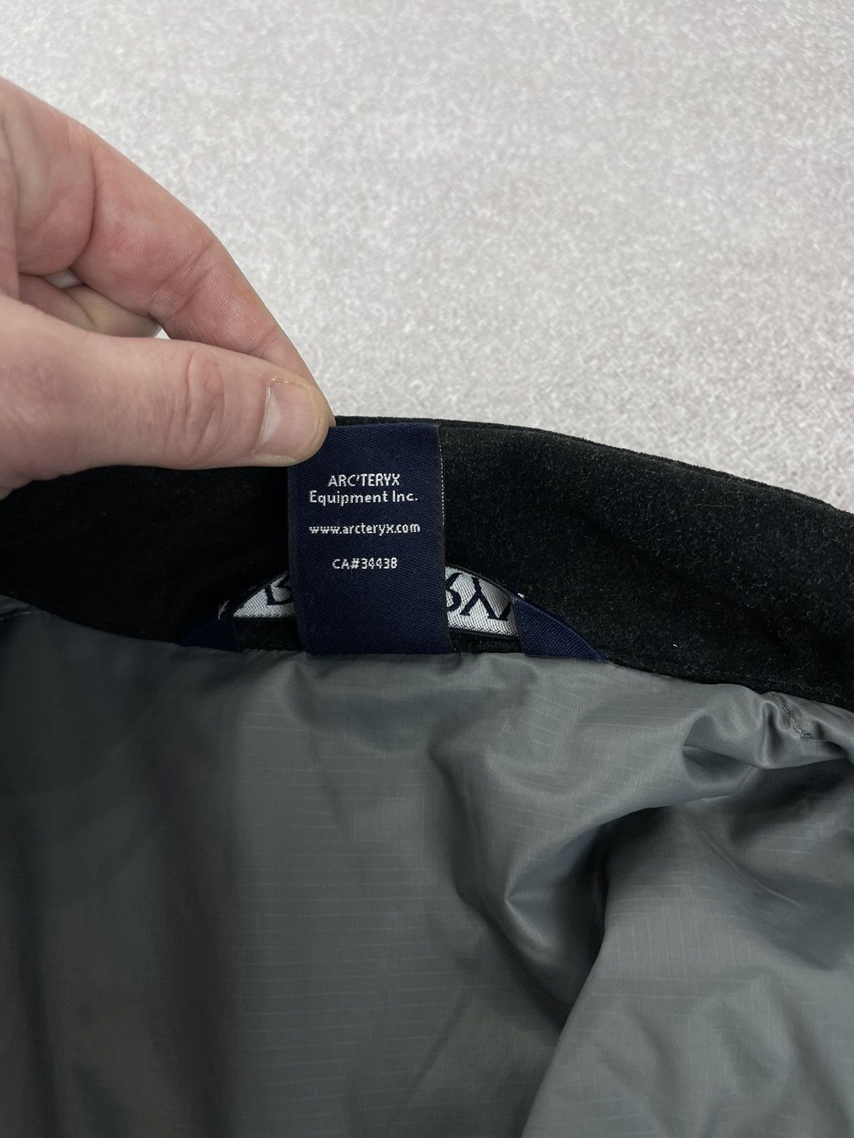Arc'teryx Arc’teryx Light Jacket Blue Men’s Size L Size US L / EU 52-54 / 3 - 12 Thumbnail