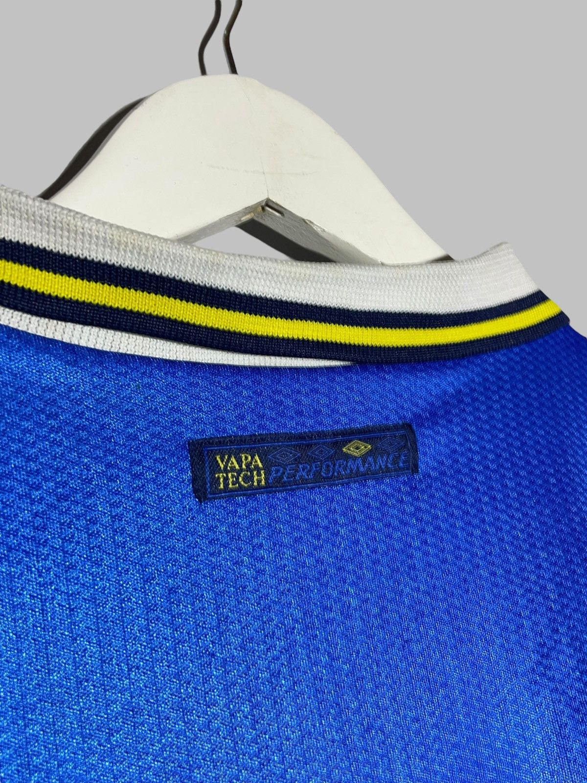 Umbro × Vintage Everton Umbro 1998/99 Home Vintage Football Shirt Size US XL / EU 56 / 4 - 11 Thumbnail