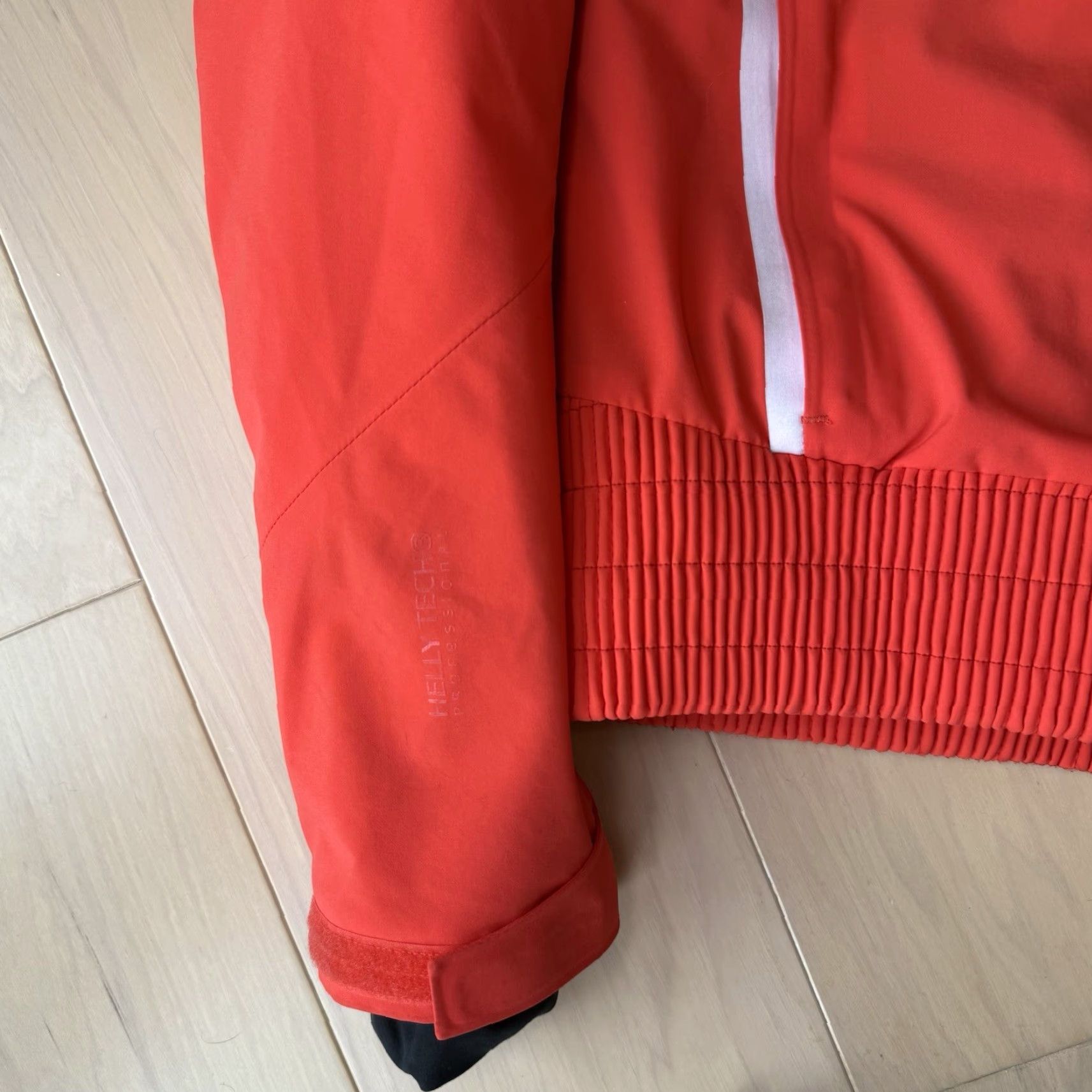 Helly Hansen VINTAGE Helly Hansen Wildcat Jacket Women's Medium Recco Gorpcore Ski Winter Outewear Size M / US 6-8 / IT 42-44 - 5 Thumbnail