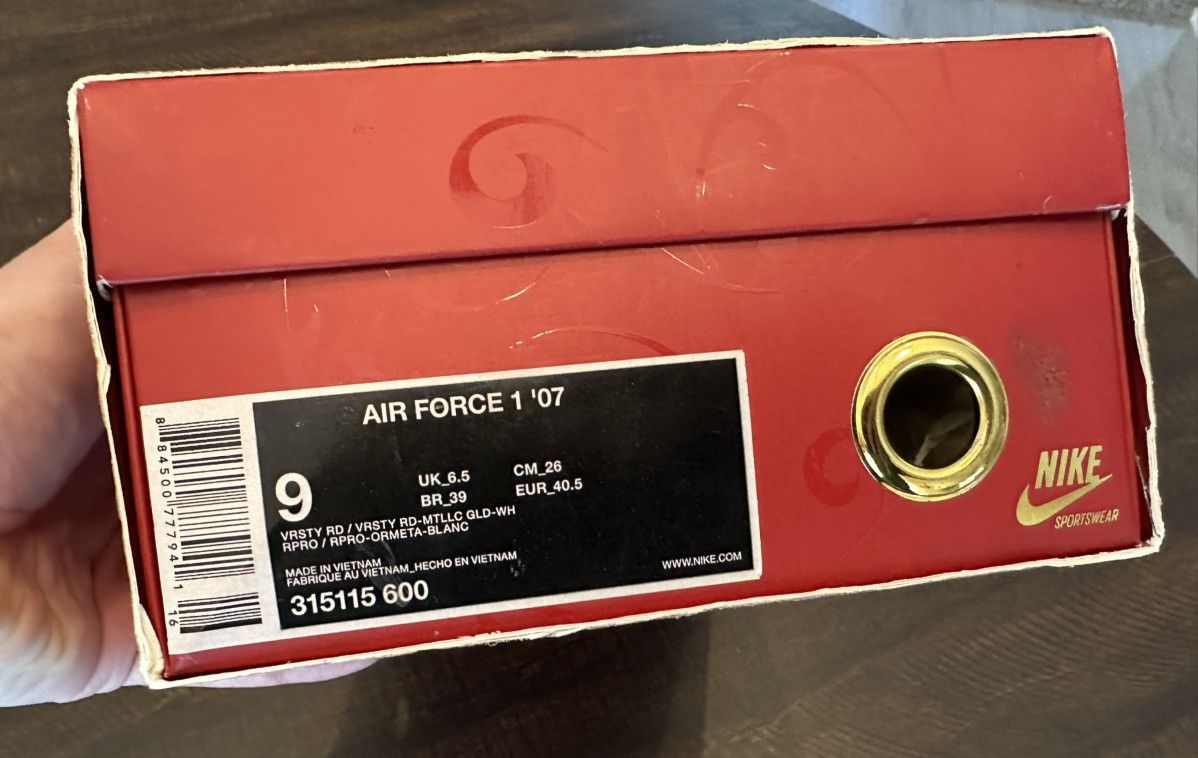 Nike Nike Air Force 1 AF1 Valentine's Day Limited Edition Size 9 Size US 9 / IT 39 - 9 Thumbnail