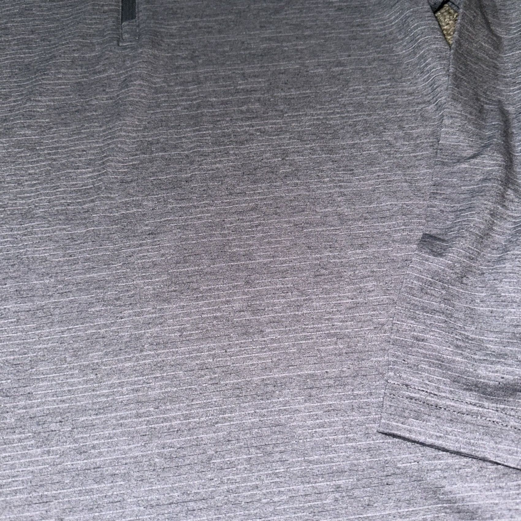 TravisMathew Travis Matthew Womens Small Performance Breathable 1/4 Zip Gray Sweater Size L / US 10 / IT 46 - 3 Thumbnail