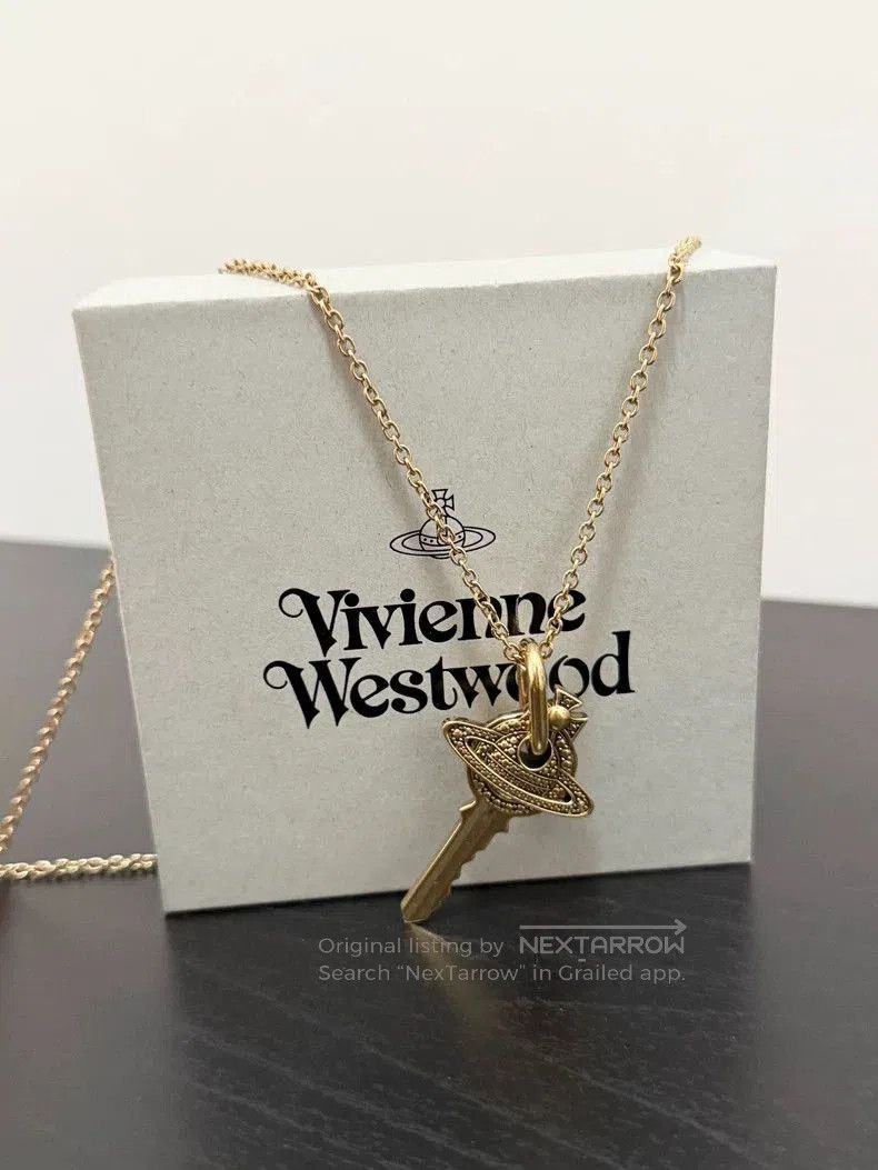 Vivienne Westwood Vivienne Westwood Gold Saturn Key Necklace . Size ONE SIZE - 2 Thumbnail
