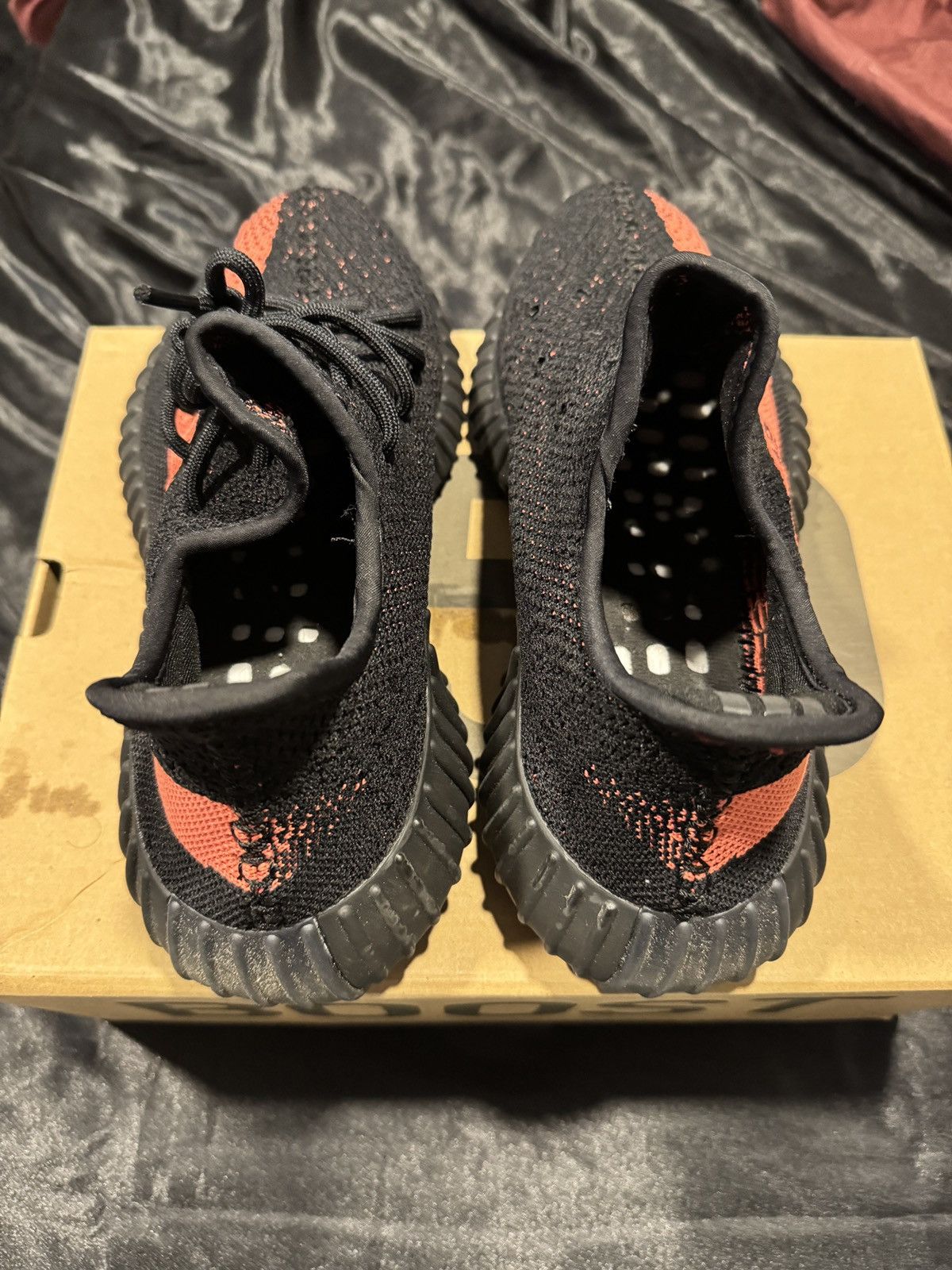 Adidas YEEZY BOOST 350 V2 RED Size US 7 / EU 40 - 3 Thumbnail