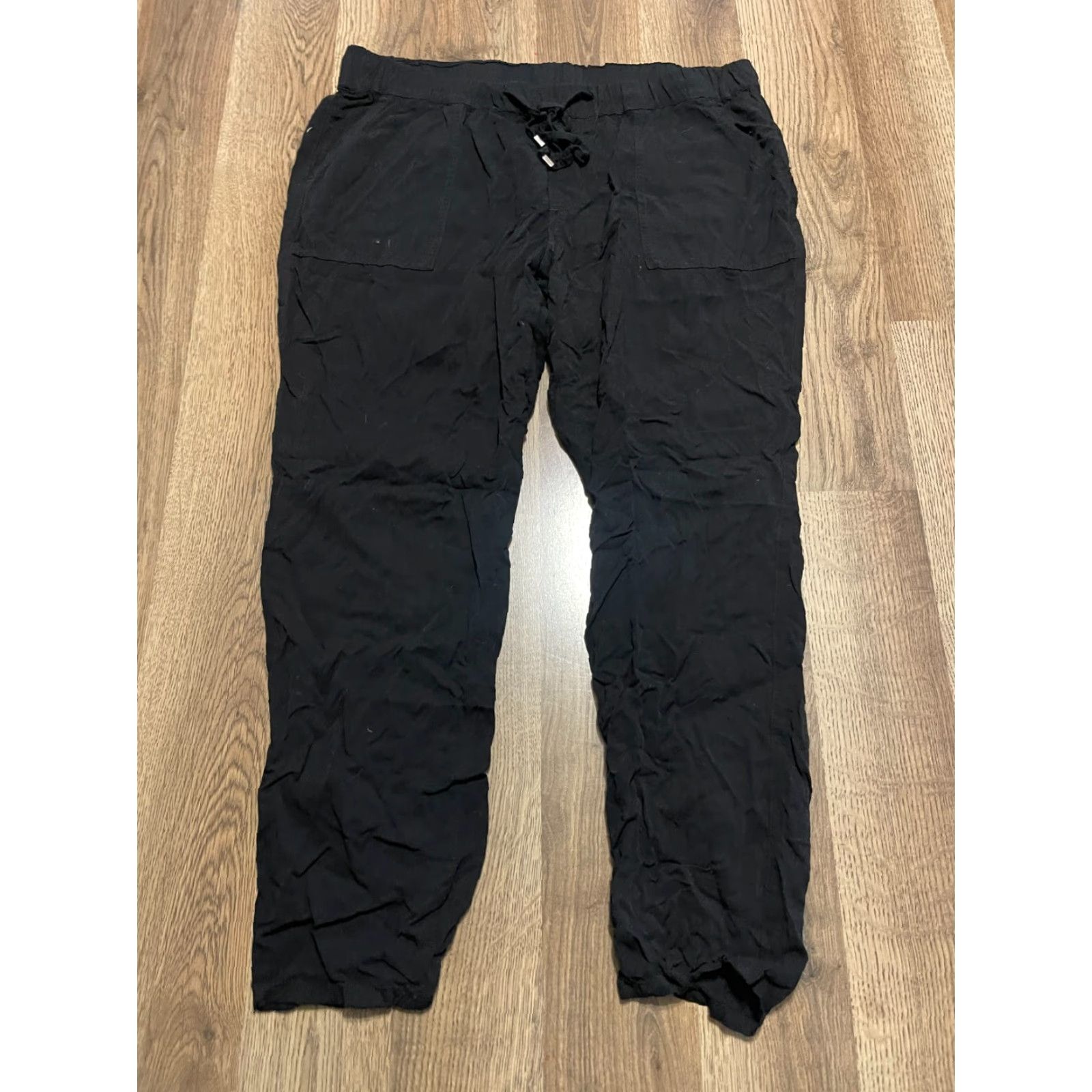 Old Navy Old Navy Pants Women's Medium Black Tie Waist Capri Regular Inseam 23 in Casual 32 in Waist Size 32" / US 10 / IT 46 - 2 Thumbnail