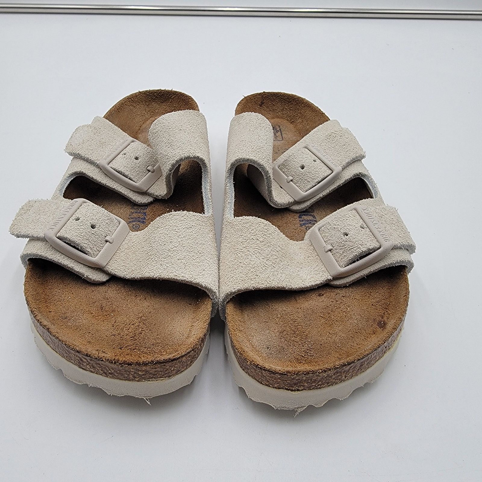 Birkenstock Birkenstock Arizona BS White Wmn Sz 5 1024952 Narrow Fit Size US 5 / IT 35 - 3 Thumbnail