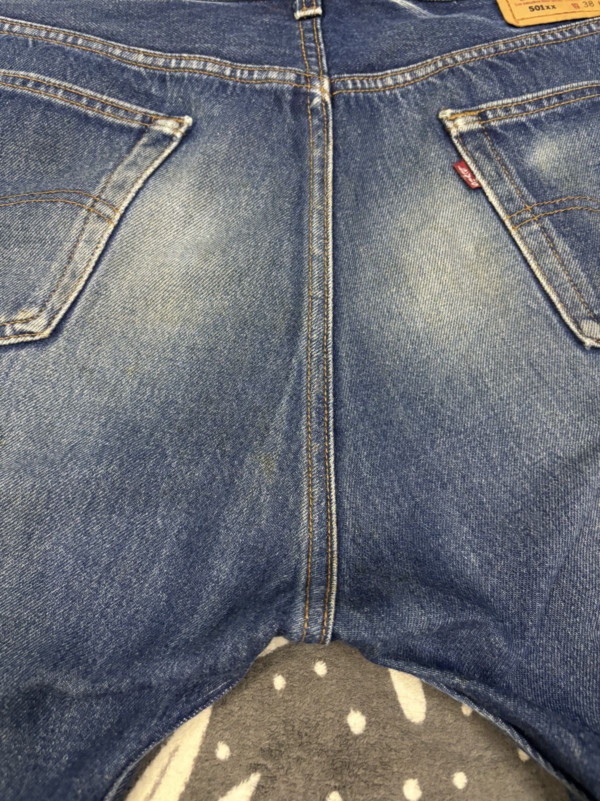 Levi's Vintage 90s Levis 501XX Button Fly Mud Wash Loose Fit Jeans Size US 37 - 12 Thumbnail