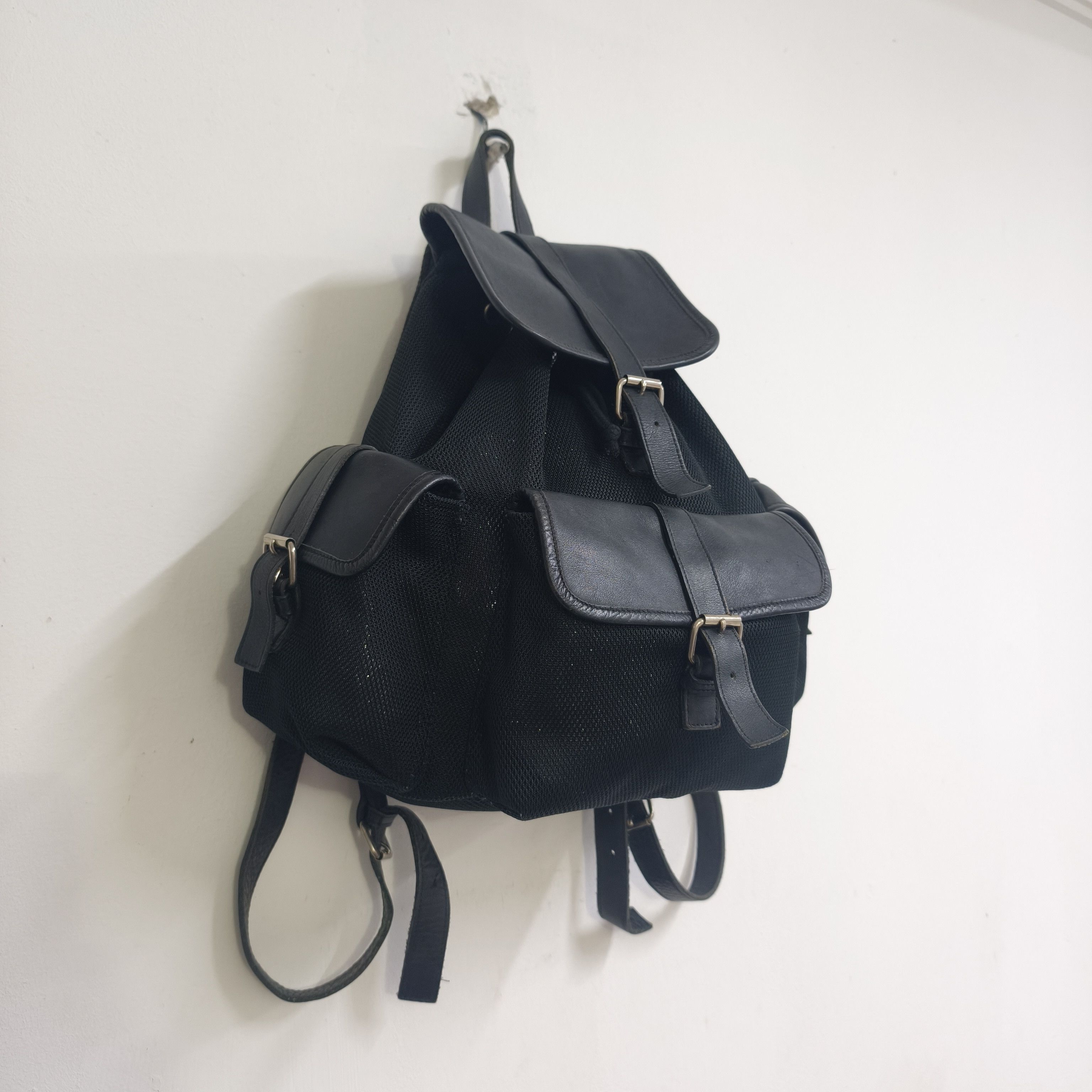 Yohji Yamamoto Rare Yohji Yamamoto Signature Gothic Backpack Size ONE SIZE - 3 Thumbnail