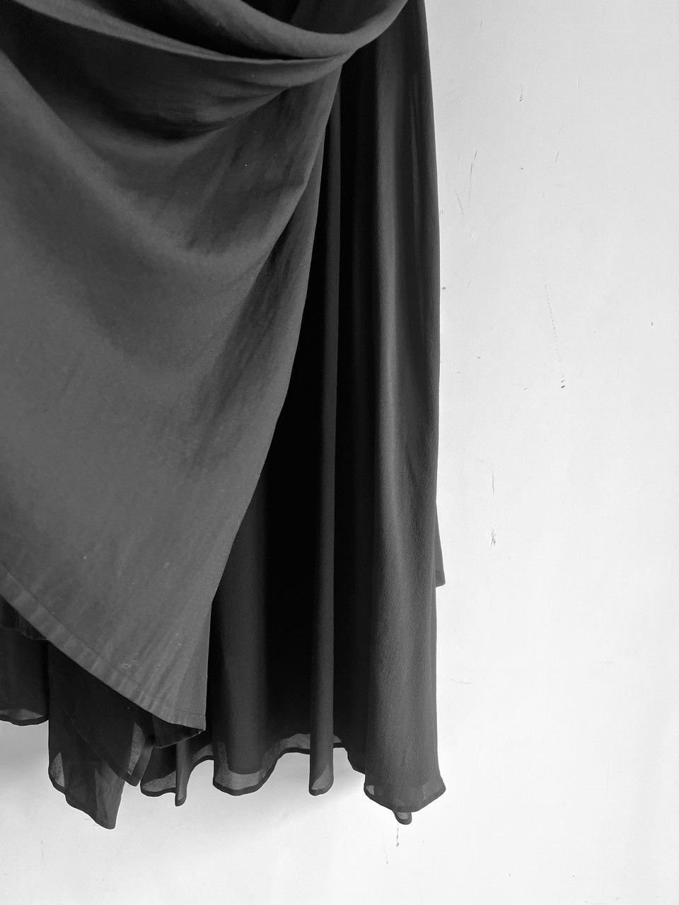 Yohji Yamamoto Yohji Yamamoto - Silk Layered Asymmetrical Wide Skirt Pants Size 32" / US 10 / IT 46 - 8 Thumbnail