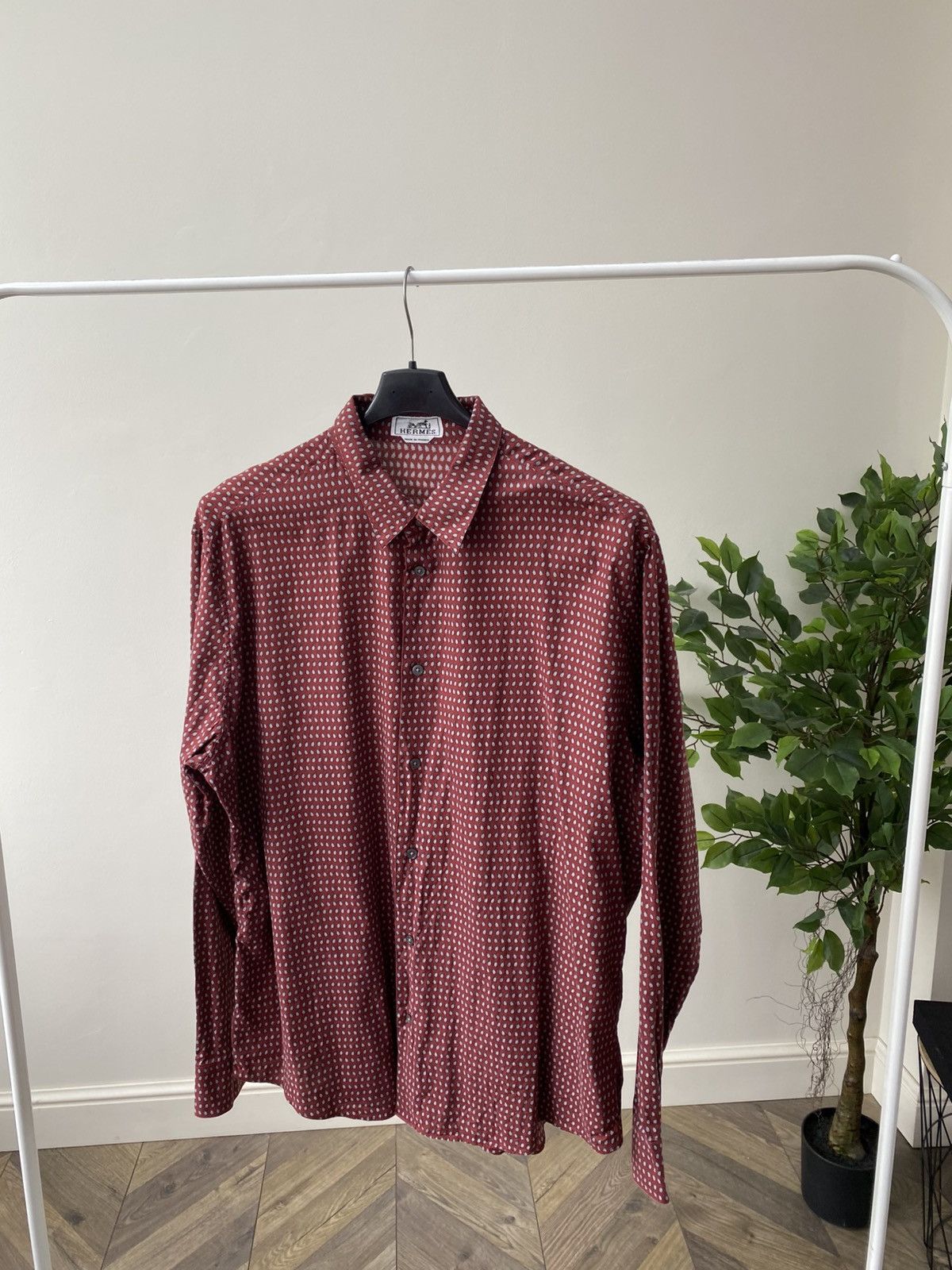Designer × Hermes × Vintage Vintage Hermes Penguin Imprinted Fitted Cotton shirt Size US L / EU 52-54 / 3 - 3 Thumbnail
