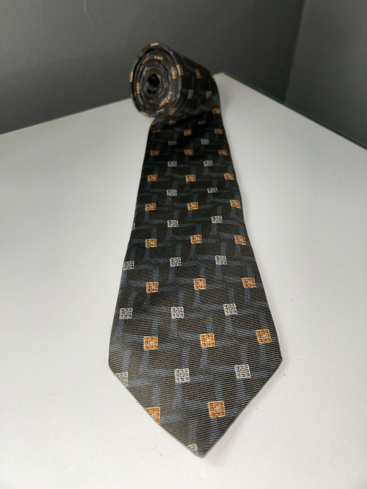 Burberry Vintage Burberry Gray Block Patterned Men’s Silk Tie Size ONE SIZE - 2 Thumbnail