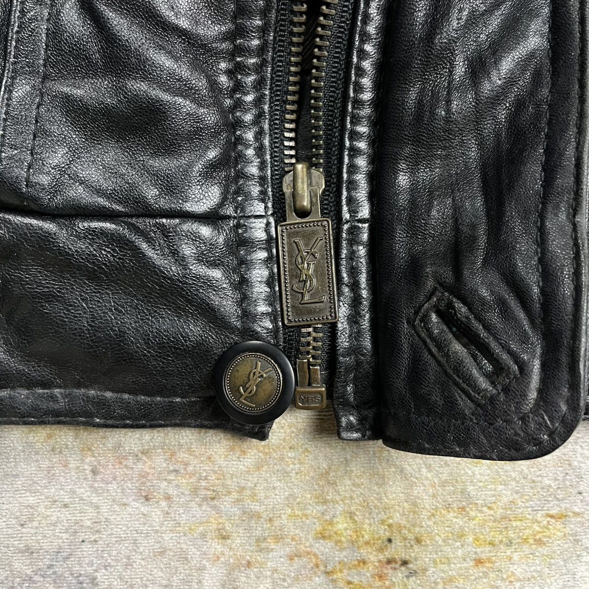 Yves Saint Laurent Vintage 90s Yves Saint Laurent pour homme Leather jacket Size US M / EU 48-50 / 2 - 7 Thumbnail