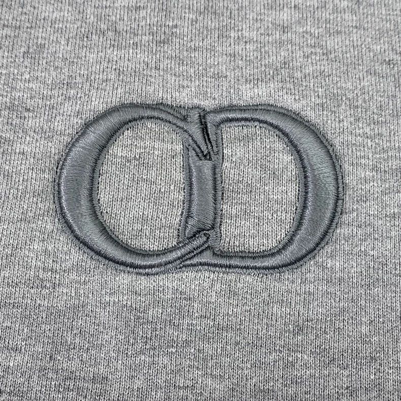 Dior Dior Gray CD letter embroidery cotton round-neck long-sleev Size US S / EU 44-46 / 1 - 5 Thumbnail