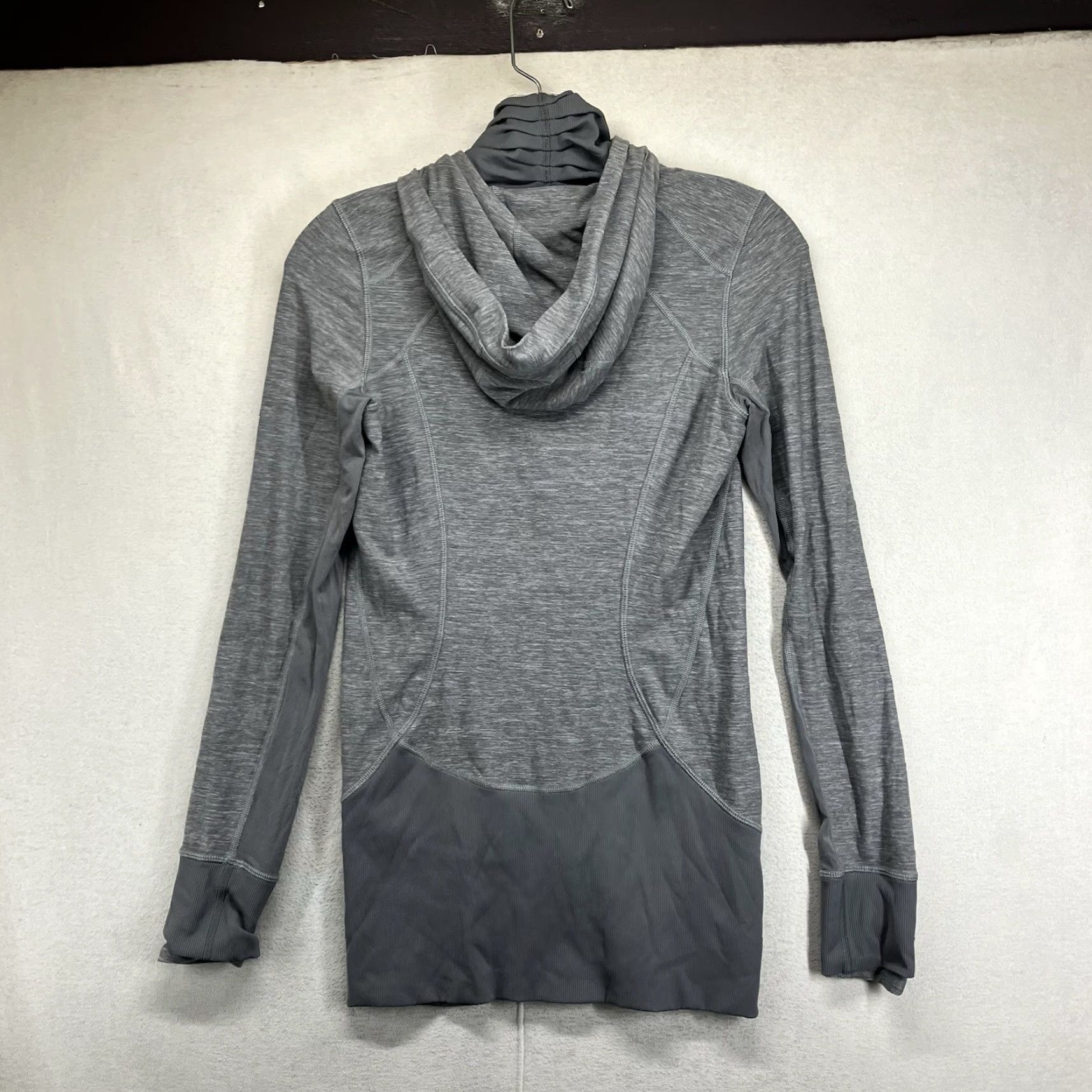 Lululemon Lululemon Women's Jacket 4 Lightweight Full Zip Hoodie Yoga Casual Sport Gray Slim Fit Size S / US 4 / IT 40 - 3 Thumbnail