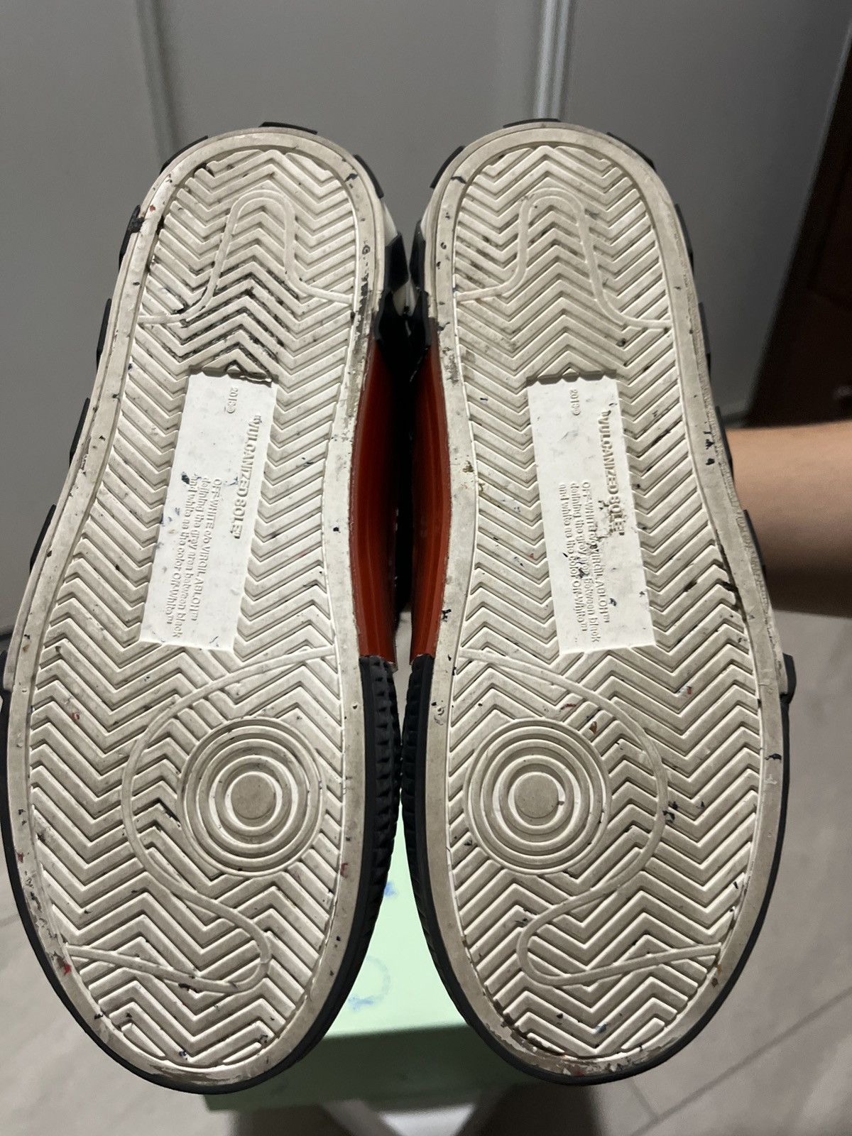 Off-White OFF-WHITE VULC LOW CANVAS BLACK WHITE Size US 6 / IT 36 - 6 Thumbnail