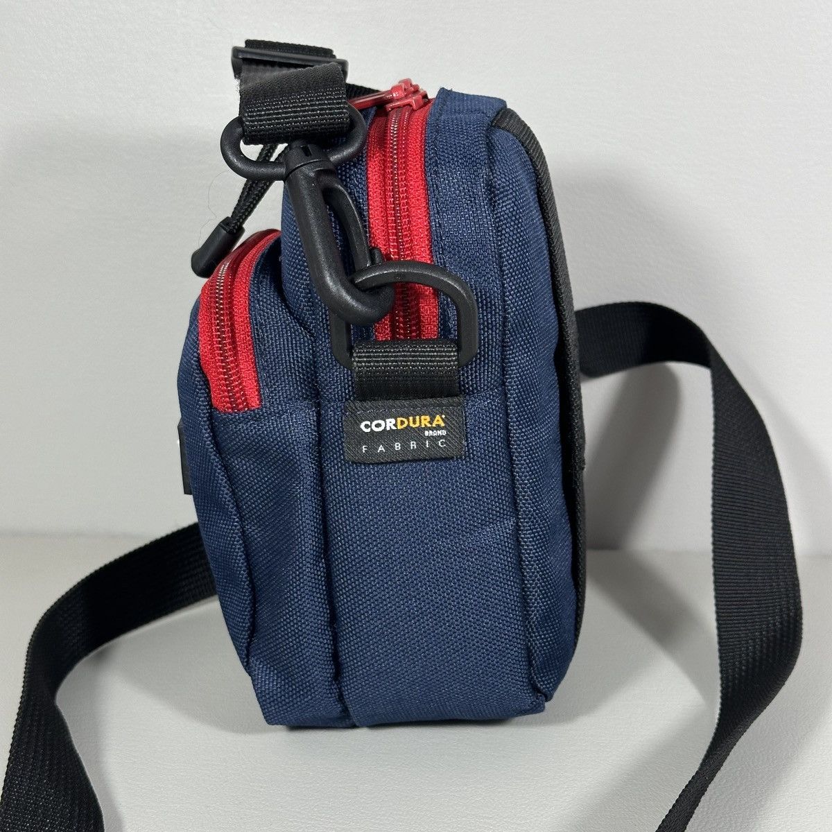 Only NY Rare Only NY Camera Crossbody Navy Red Cordura Shoulder Bag Size ONE SIZE - 3 Thumbnail