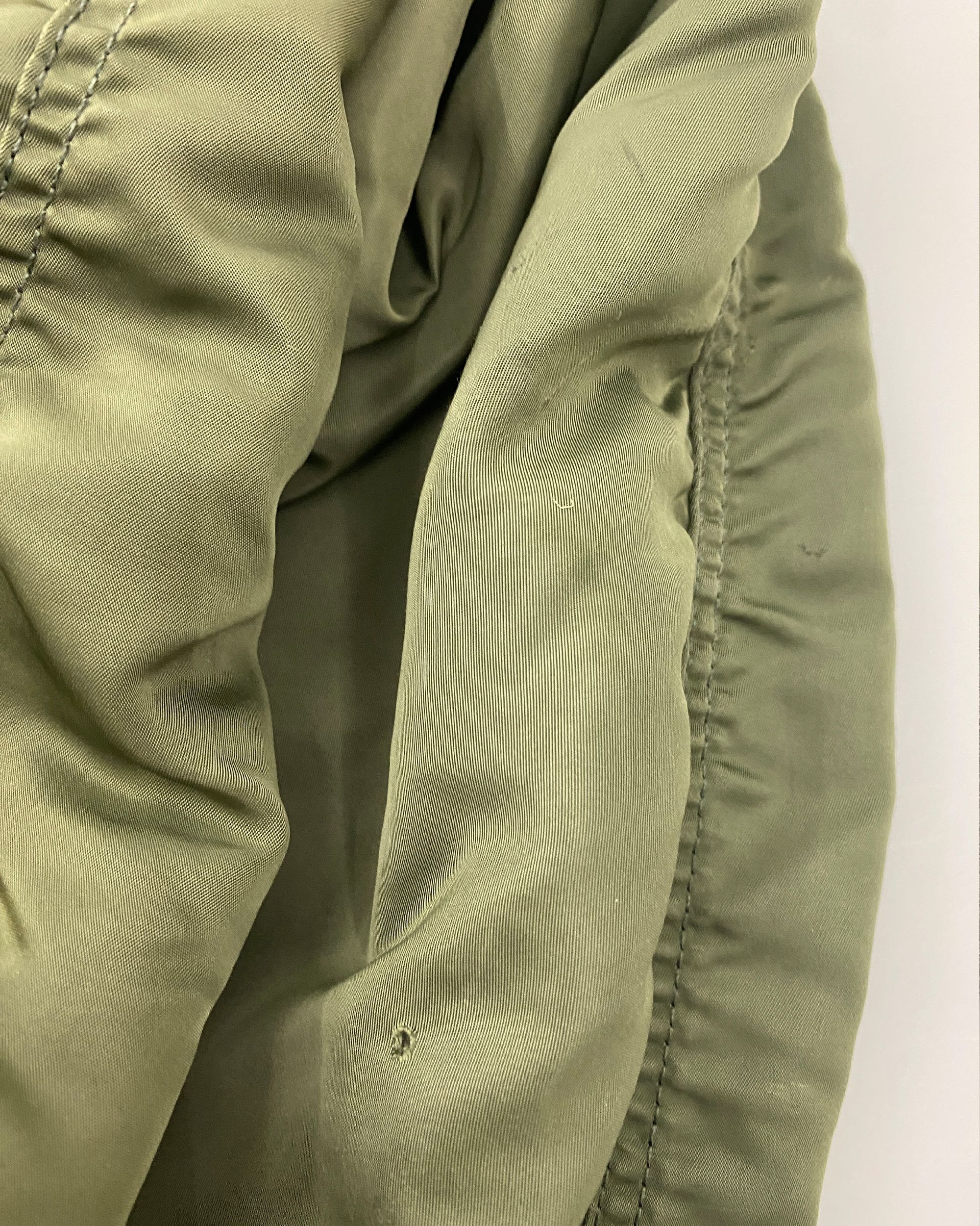 Vintage 1970s Trashed MA-1 Bomber Jacket Size US M / EU 48-50 / 2 - 7 Thumbnail