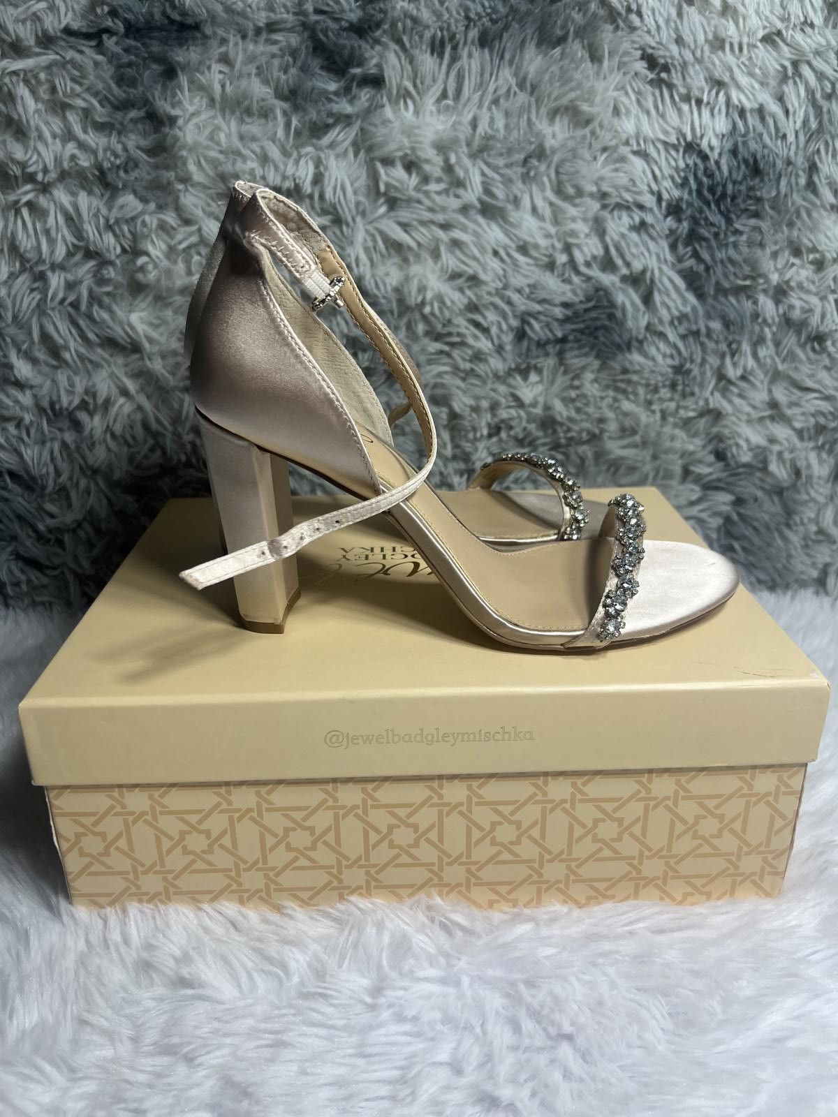 Other Jewel Badgley Mischka Satin Ankle Strap Heels with Rhineston Size US 8.5 / IT 38.5 - 3 Thumbnail