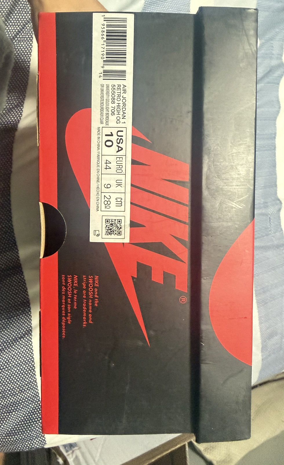 Jordan Brand Jordan 1 Retro High OG “Brotherhood” Size US 10 / EU 43 - 11 Thumbnail