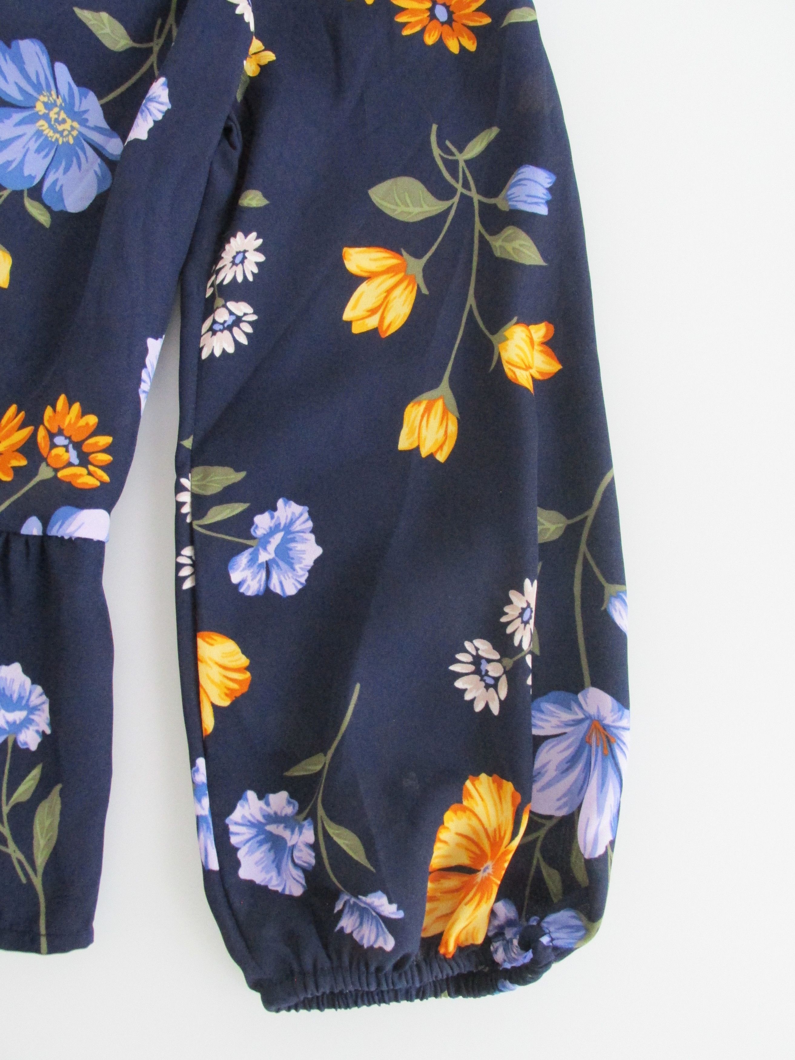 Old Navy Old Navy (NWOT) Women's Long Sleeve Blouse Size Medium Size M / US 6-8 / IT 42-44 - 5 Thumbnail