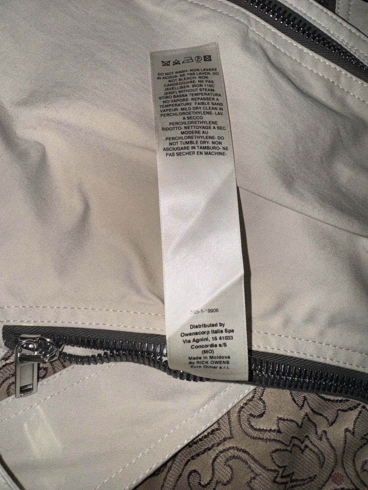 Rick Owens Rick Owens F/W ‘22 Strobe Vest Size US M / EU 48-50 / 2 - 5 Thumbnail