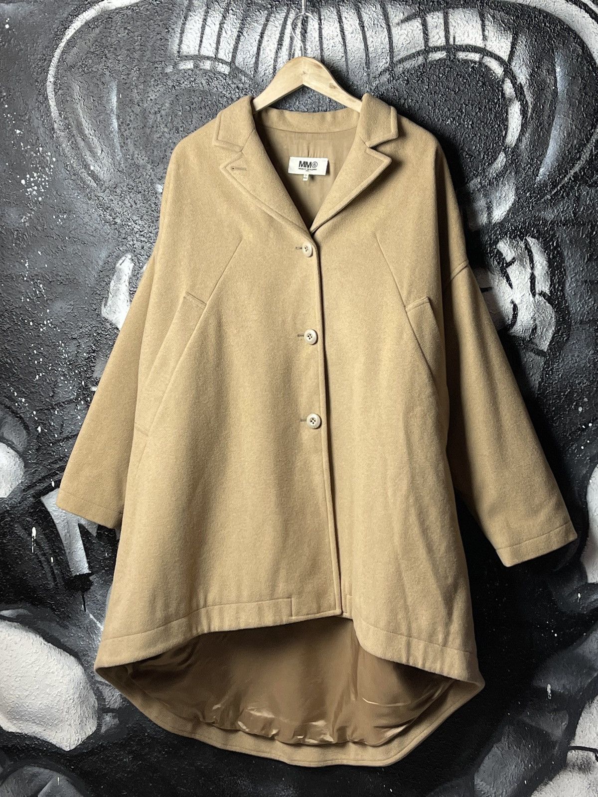 Maison Margiela MM6 Maison Margiela Luxury Beige Oversized Coat Jacket Women’s Size 40 Size S / US 4 / IT 40 - 1 Thumbnail