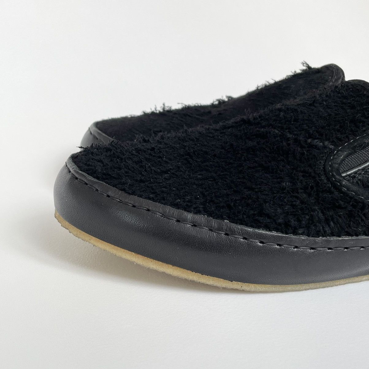 Comme des Garcons Distressed Suede Slip On ‘Skate' Sneakers Size US 8 / EU 41 - 5 Thumbnail