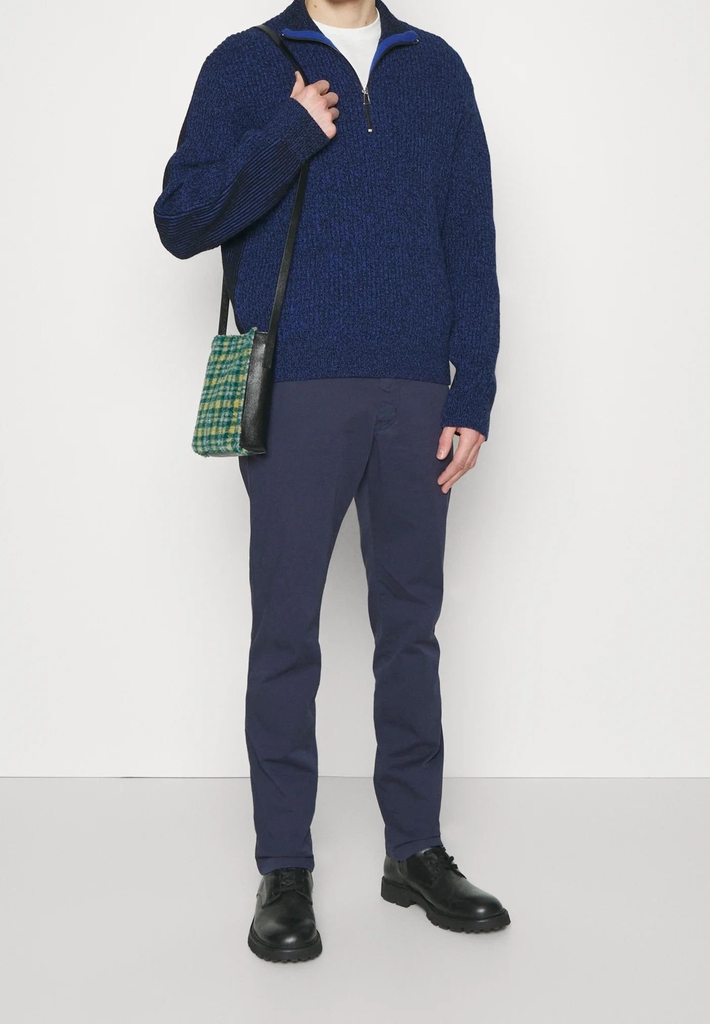 Paul Smith PS Paul Smith Wool Men's Navy Blue Quarter-Zip Knit Sweater Size US L / EU 52-54 / 3 - 1 Thumbnail