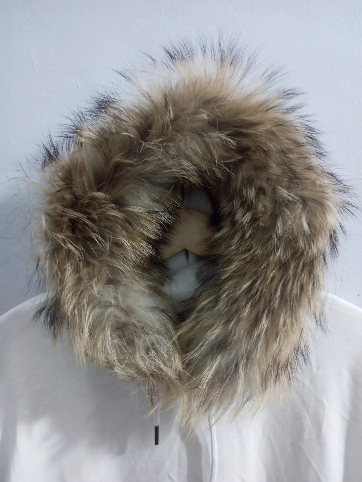 20471120 In the attic distrontion poem fur hoodie Size US L / EU 52-54 / 3 - 7 Thumbnail