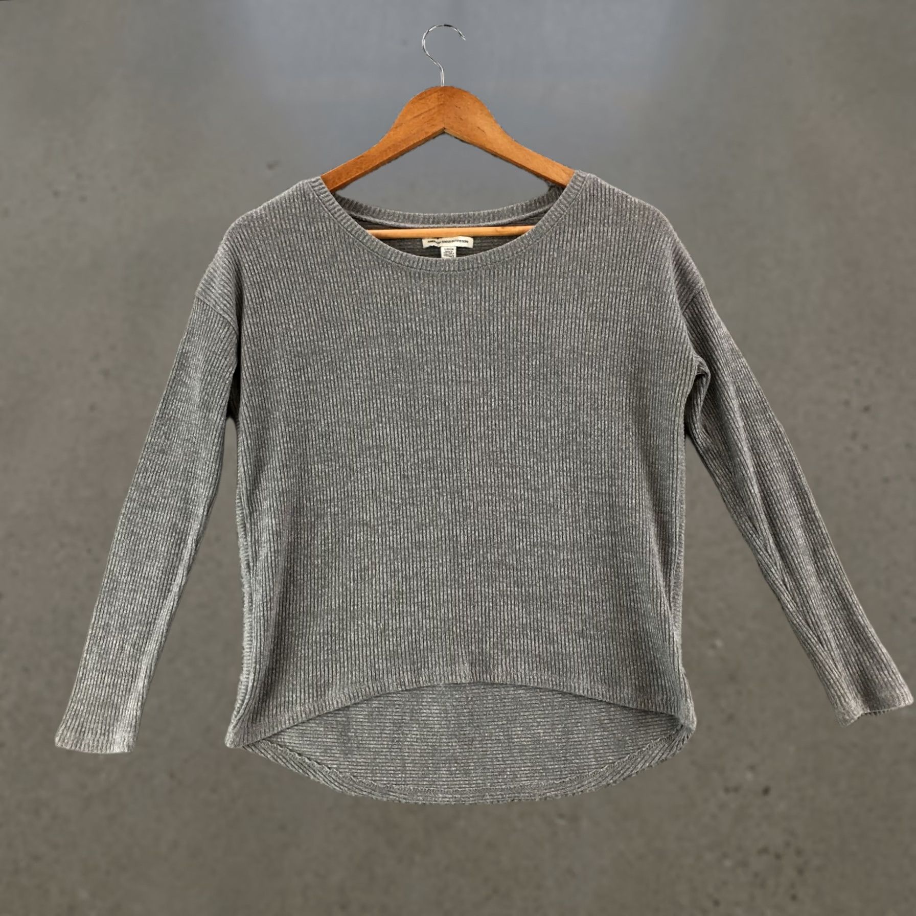 American Eagle Outfitters American Eagle Outfitters Sweater Womens S Grey Knitted Pullover Top Size S / US 4 / IT 40 - 1 Thumbnail