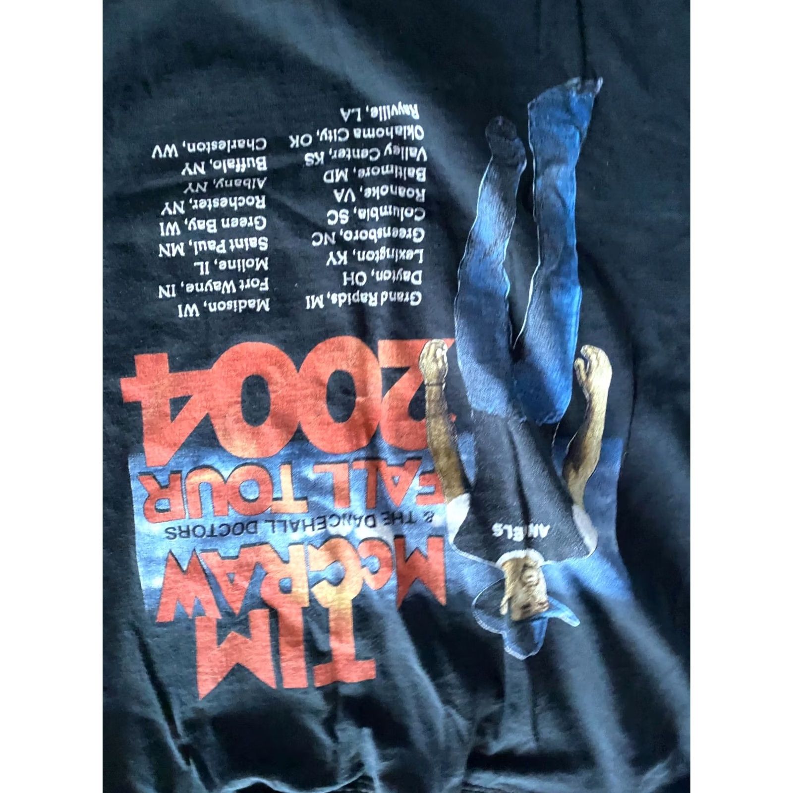 Delta Tim McGraw Fall Tour 2004 Mens T-Shirt Sz XL Double Sided Graphic Black Delta Crew Neck Short Sleeve T-Shirt Size US XL / EU 56 / 4 - 5 Thumbnail