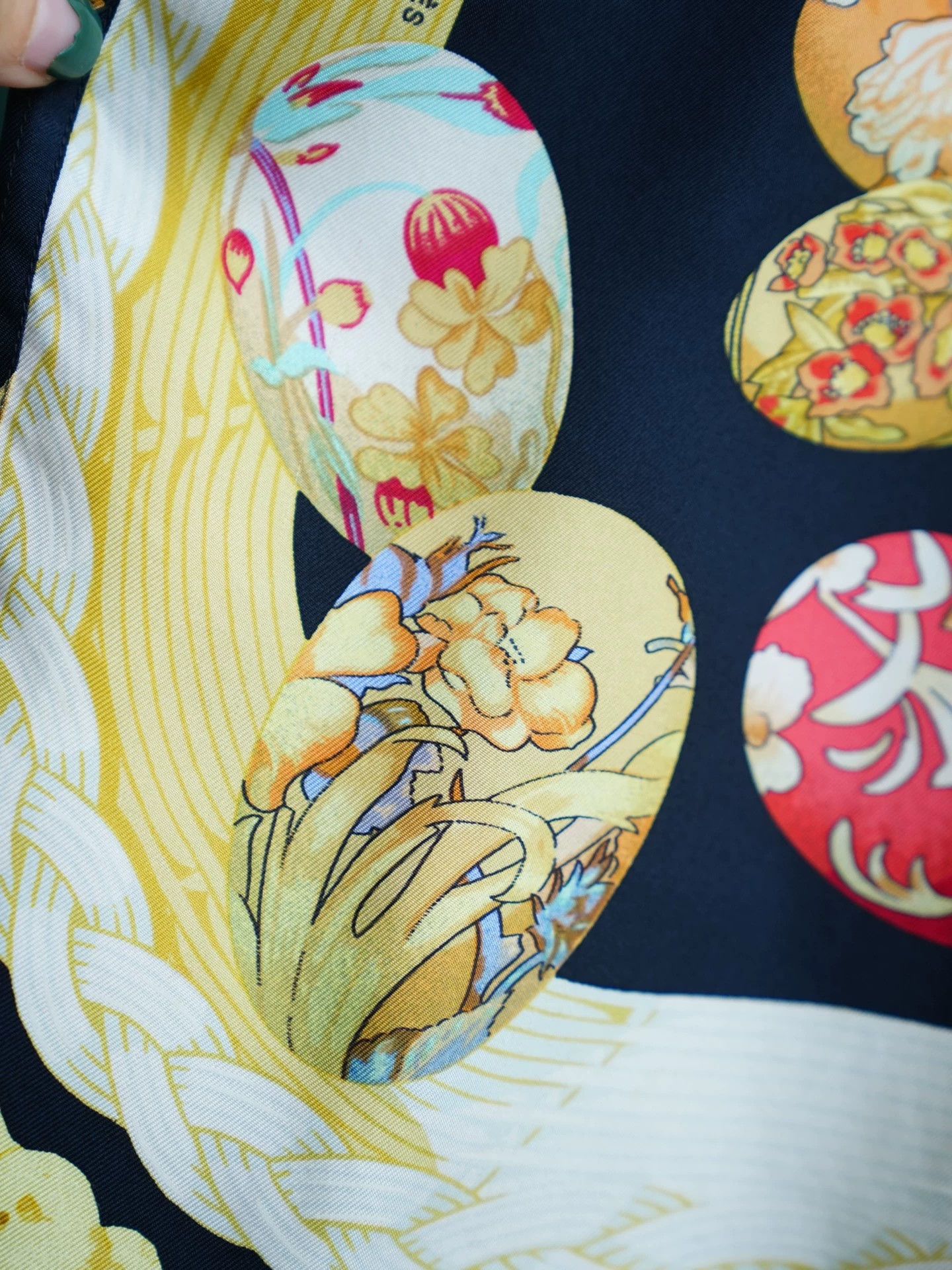 Hermes HERMES Black Gold Easter Egg Silk Oversized Shirt FR40 Rare Size M / US 6-8 / IT 42-44 - 6 Thumbnail