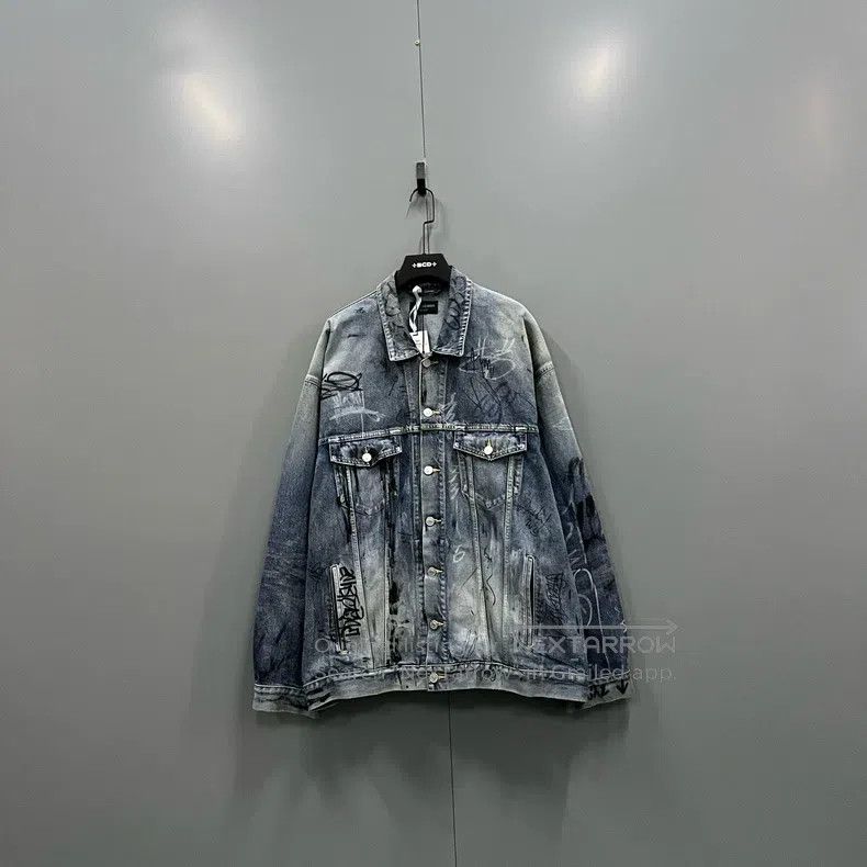 Balenciaga Balenciaga Graffiti Letter Denim Jacket Size US L / EU 52-54 / 3 - 1 Thumbnail